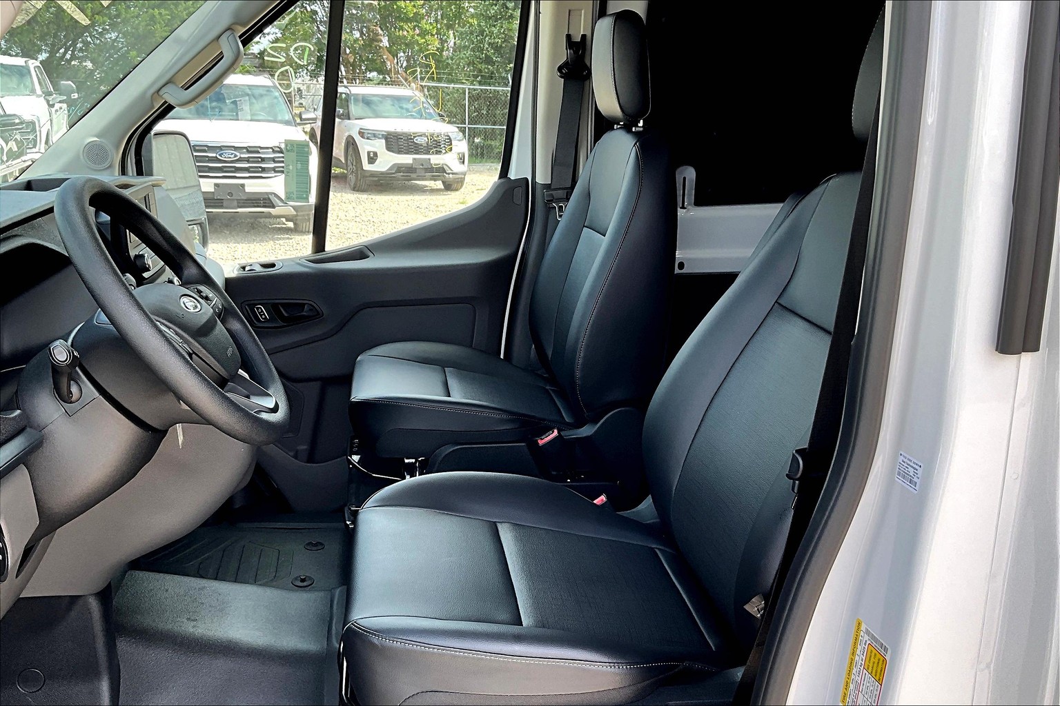Transit Van 250 High Roof w/148-inch WB