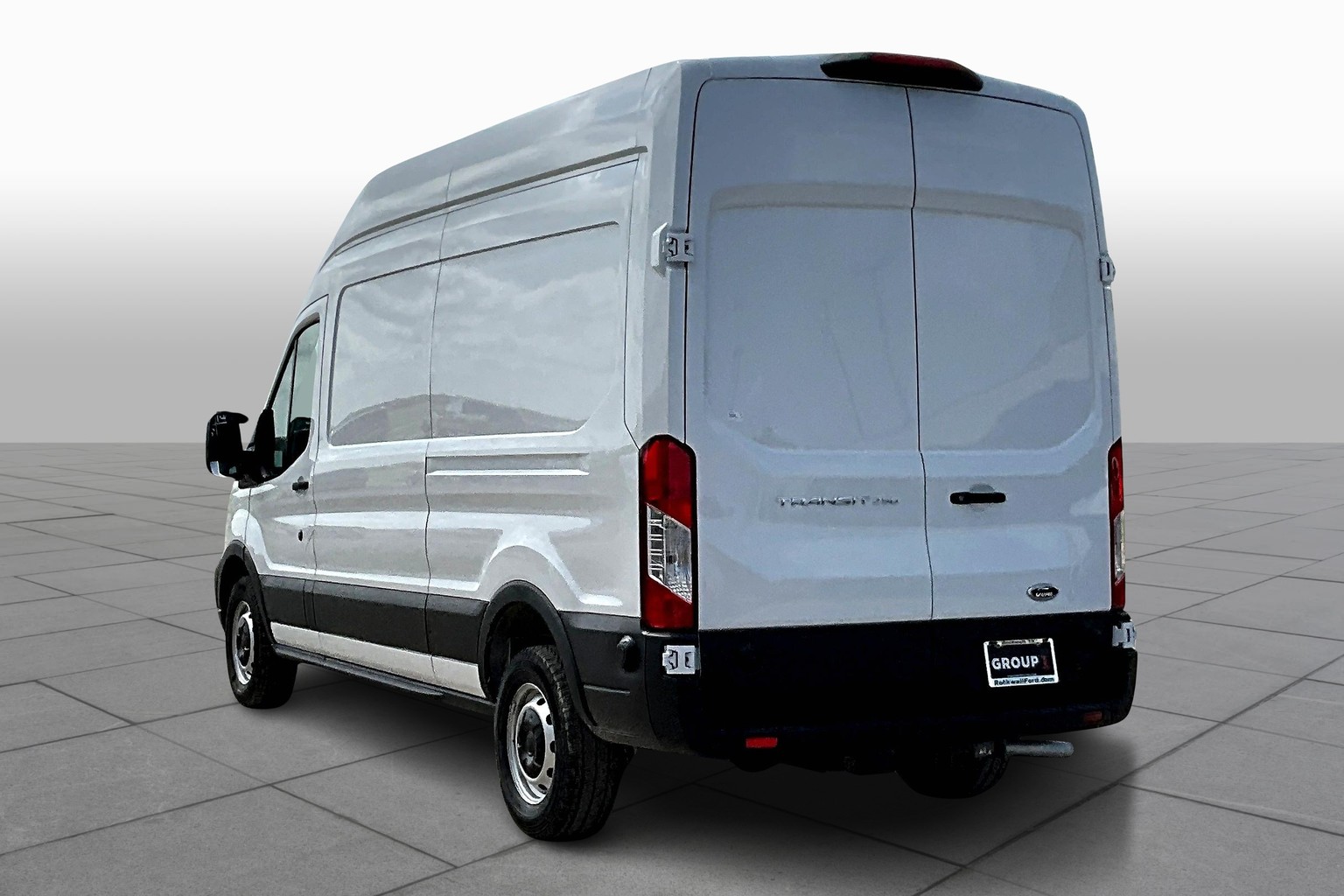 Transit Van 250 High Roof w/148-inch WB