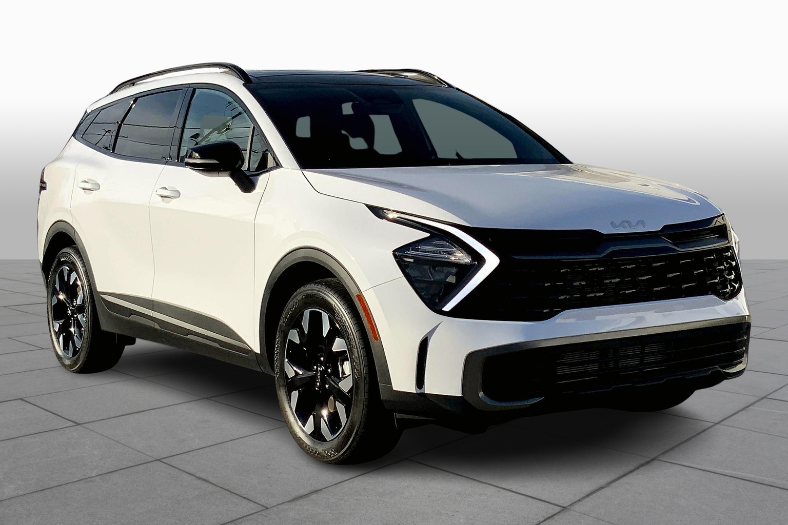 Used 2023 Kia Sportage X-Line with VIN 5XYK6CAF5PG006957 for sale in Kansas City