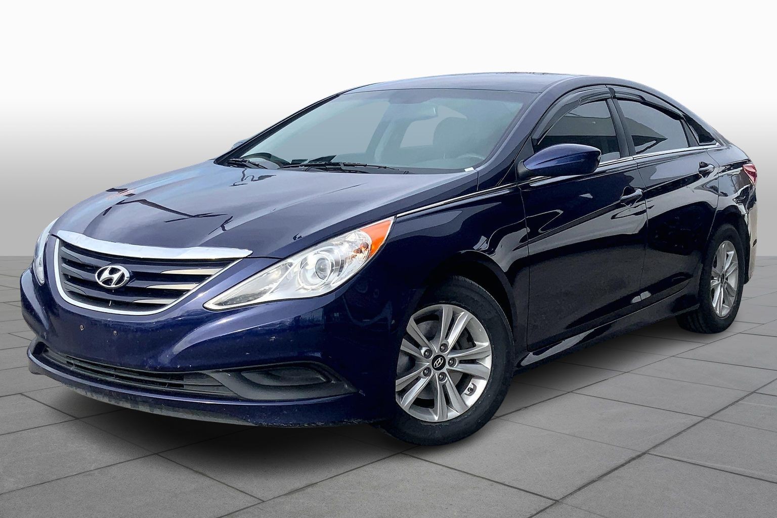 2014 Hyundai Sonata GLS's photo