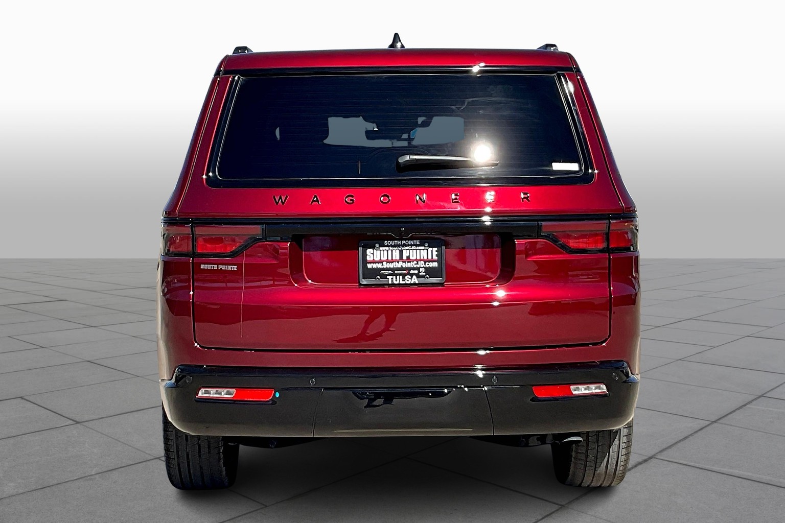 2025 Jeep Wagoneer Series II Carbide photo 4