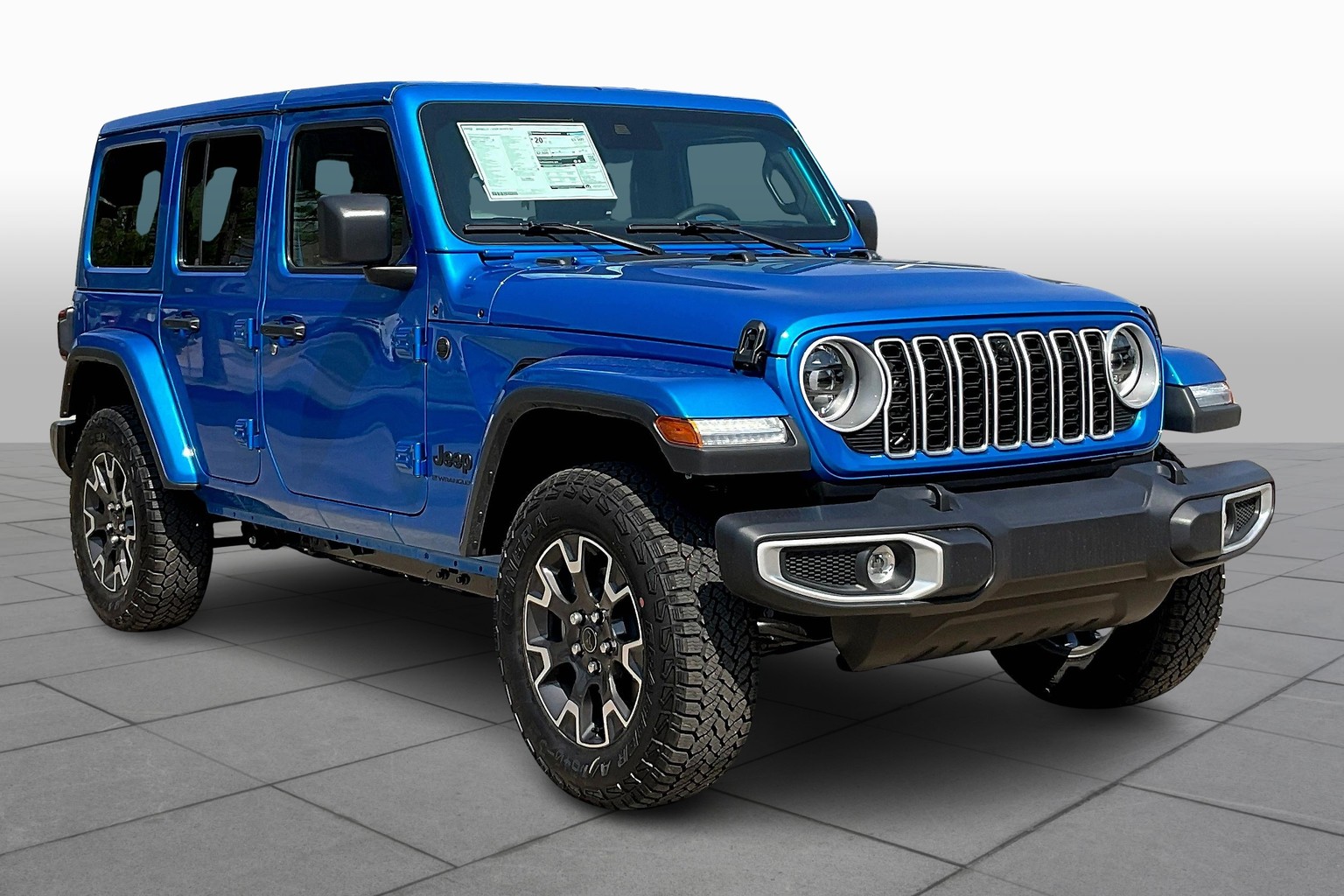 2025 Jeep Wrangler Sahara photo 2