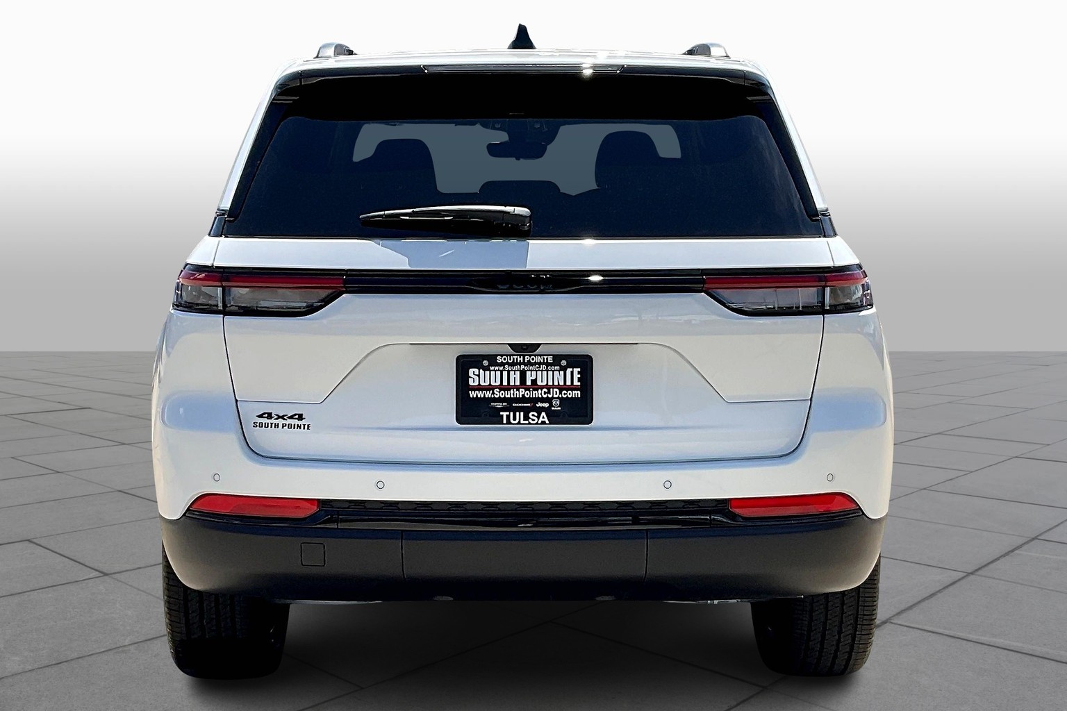 2025 Jeep Grand Cherokee Altitude X photo 4
