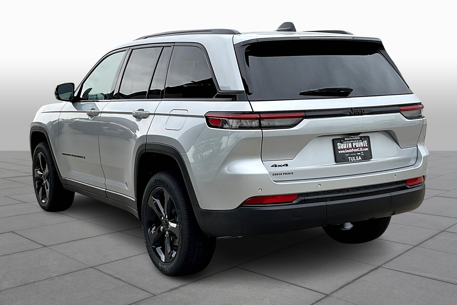 2025 Jeep Grand Cherokee Altitude X photo 11