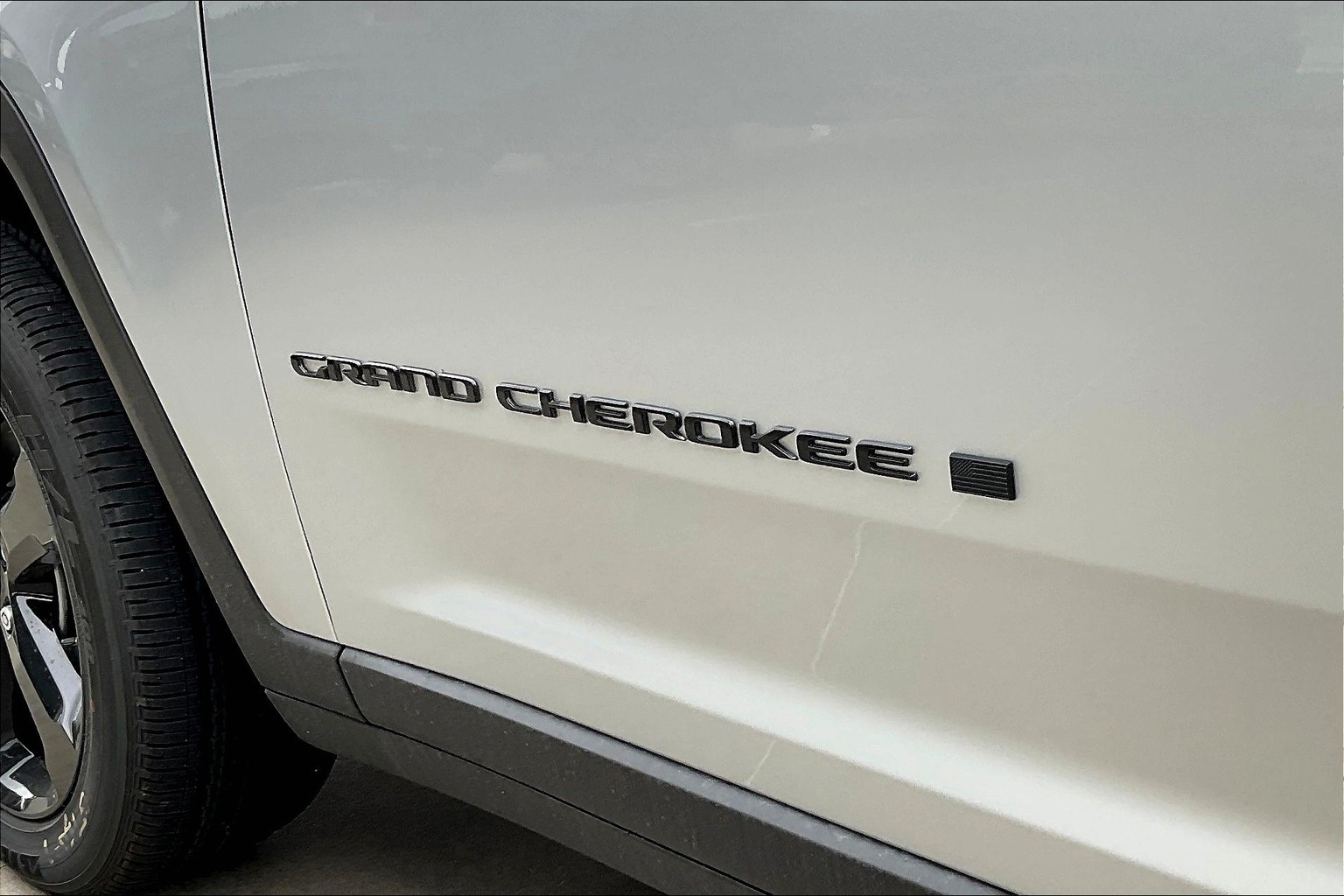 2025 Jeep Grand Cherokee Altitude X photo 14