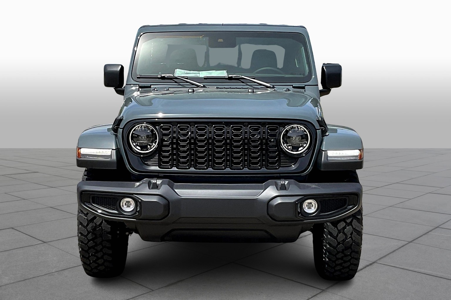 2025 Jeep Gladiator Willys photo 3