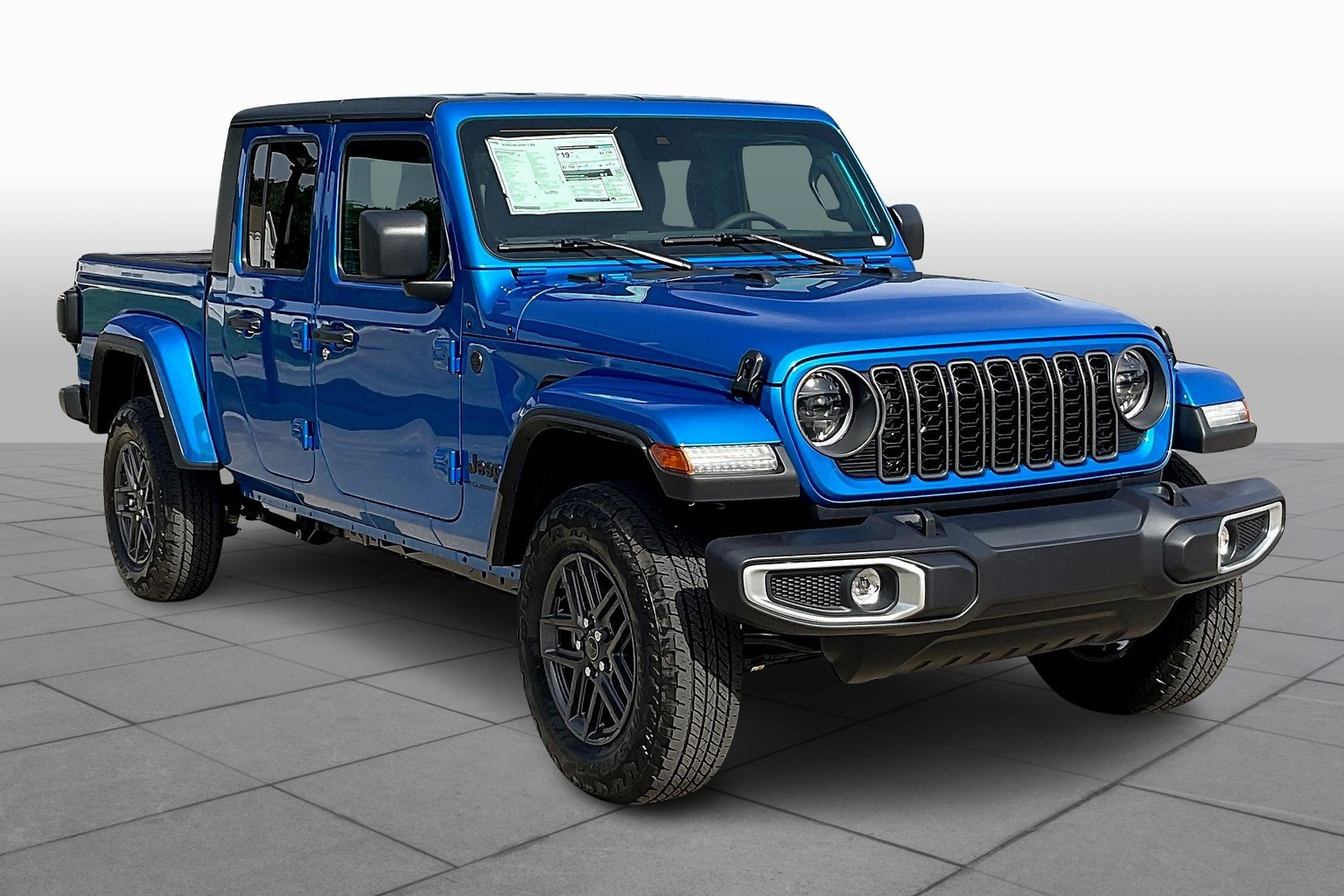 2025 Jeep Gladiator Sport S photo 2