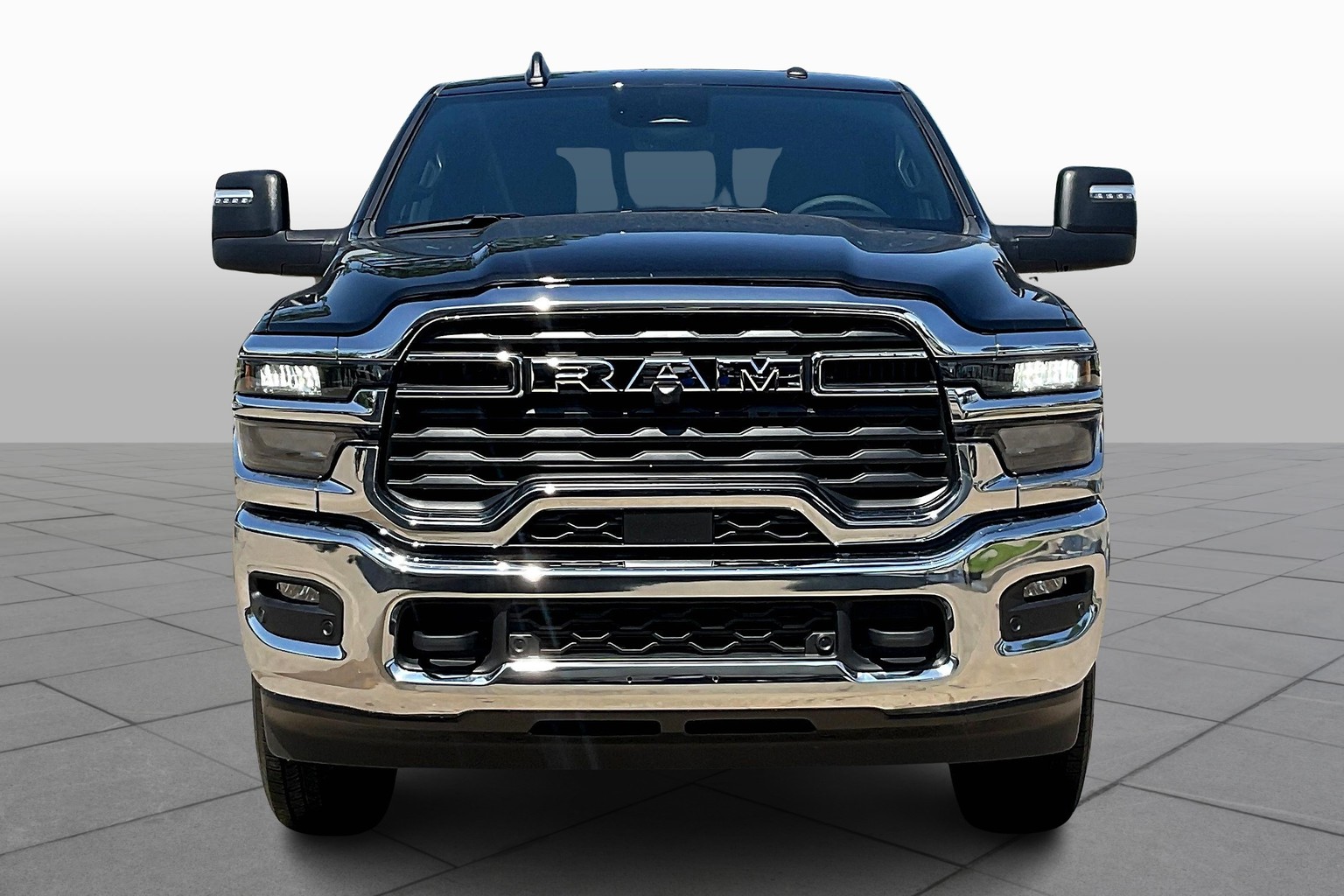 2025 Ram 2500 Big Horn photo 3
