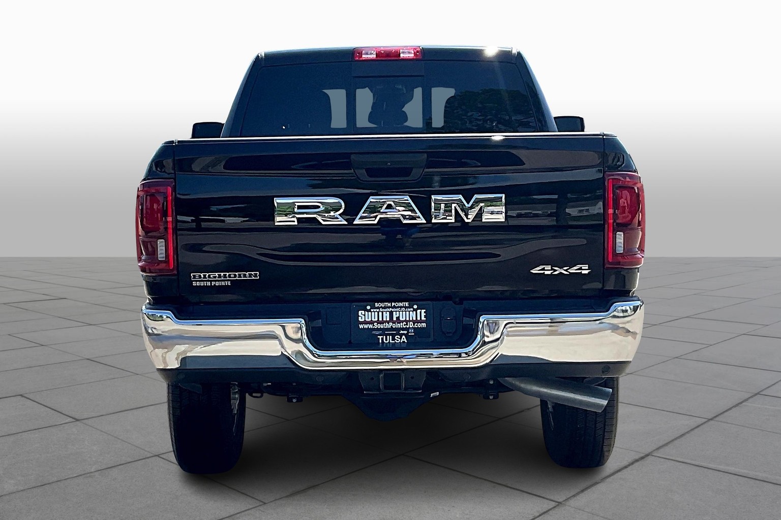 2025 Ram 2500 Big Horn photo 4