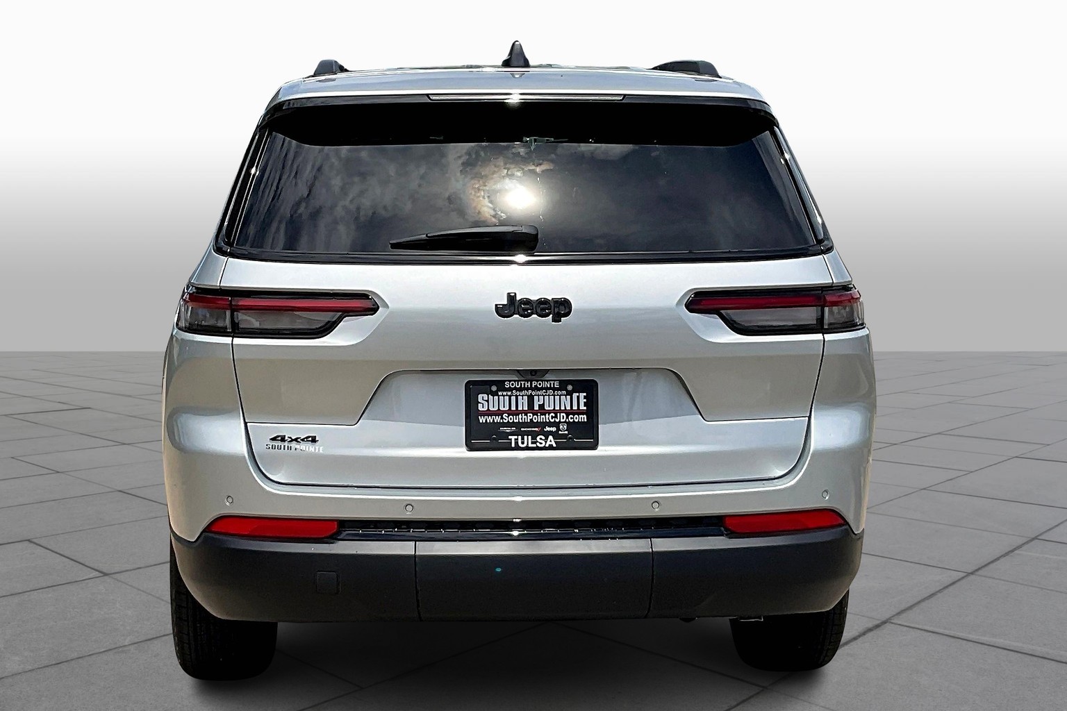 2025 Jeep Grand Cherokee Altitude X photo 4