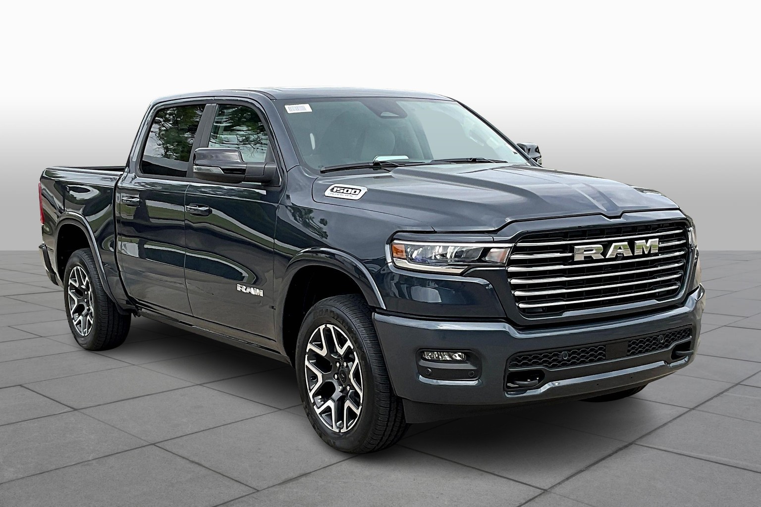 2026 Ram 1500 Laramie photo 2
