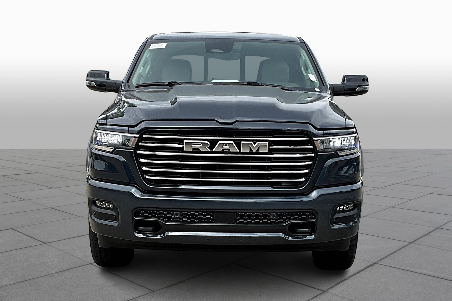 2026 Ram 1500 Laramie photo 3