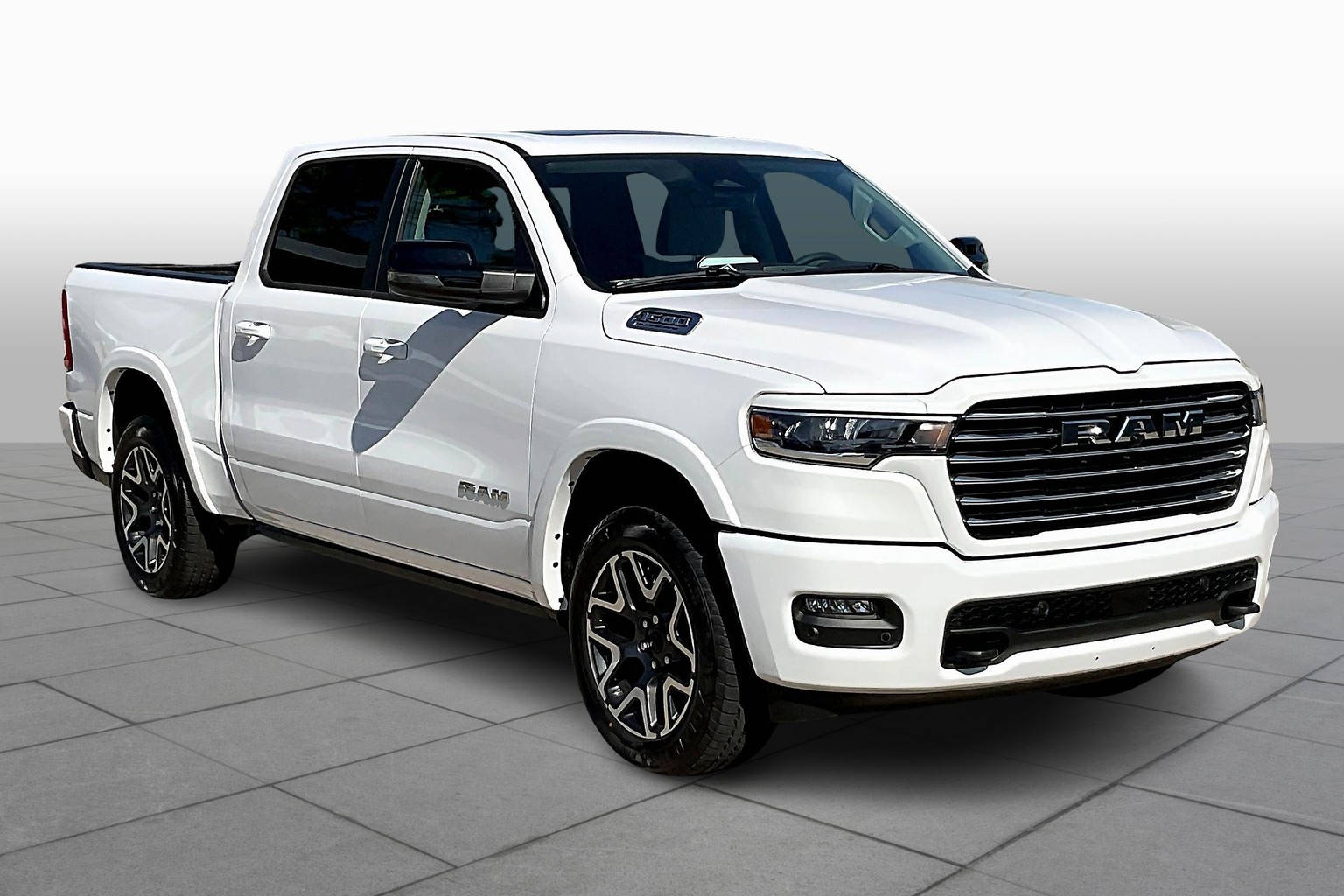 2026 Ram 1500 Laramie photo 2
