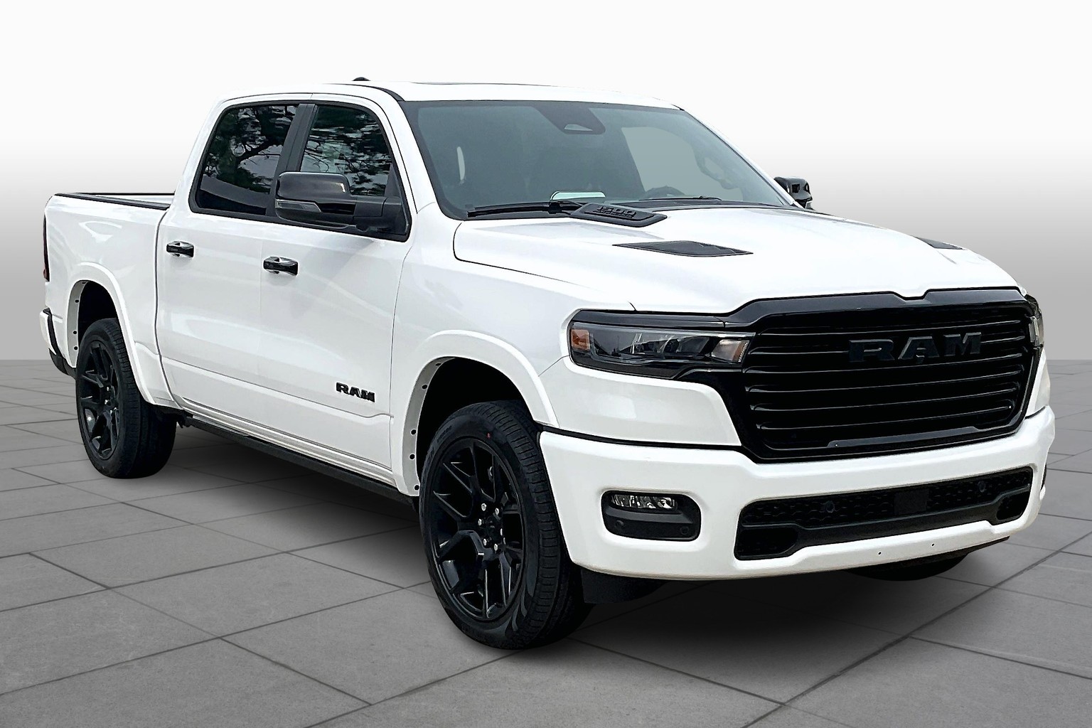 2026 Ram 1500 Laramie photo 2