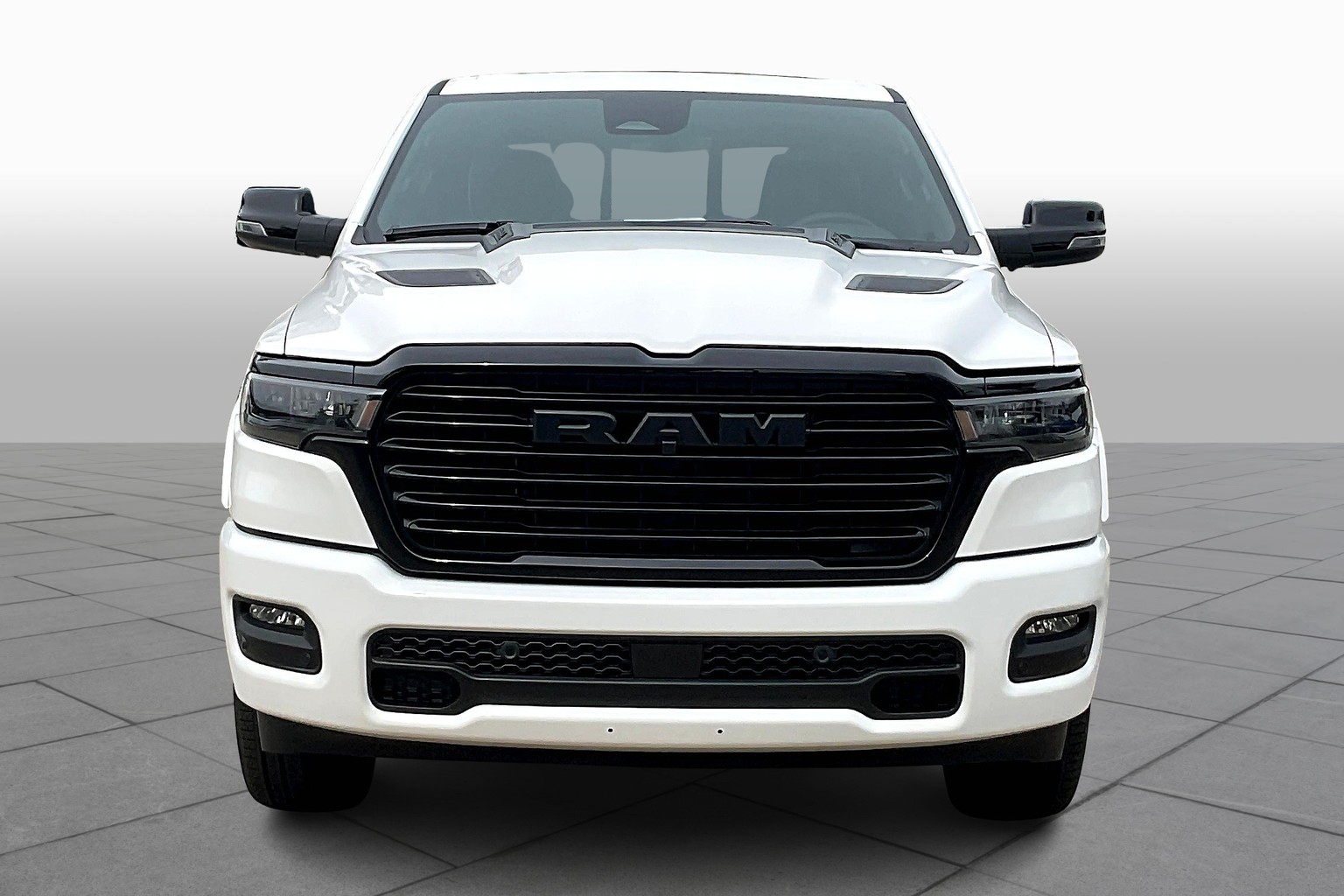 2026 Ram 1500 Laramie photo 3
