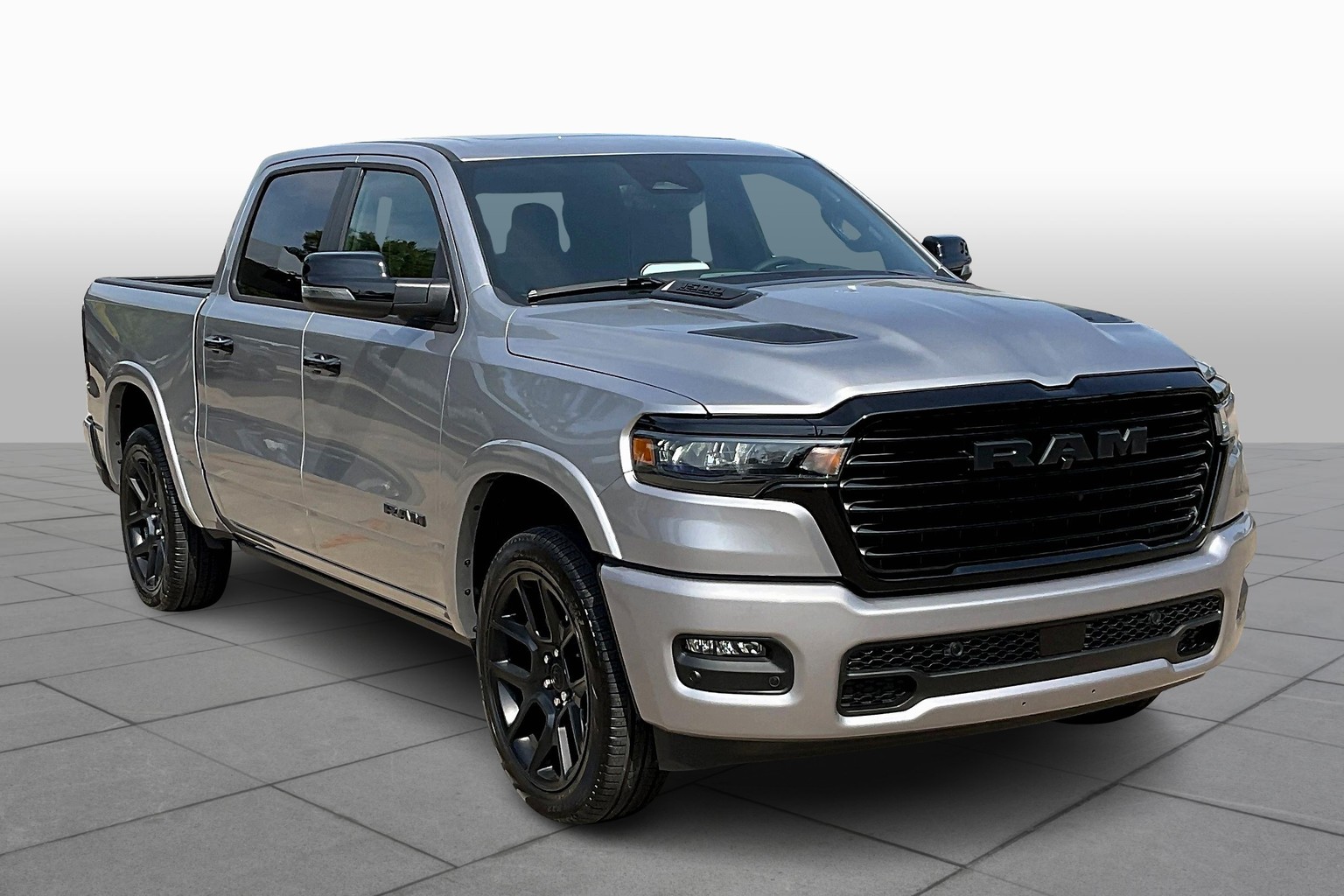 2026 Ram 1500 Laramie photo 2