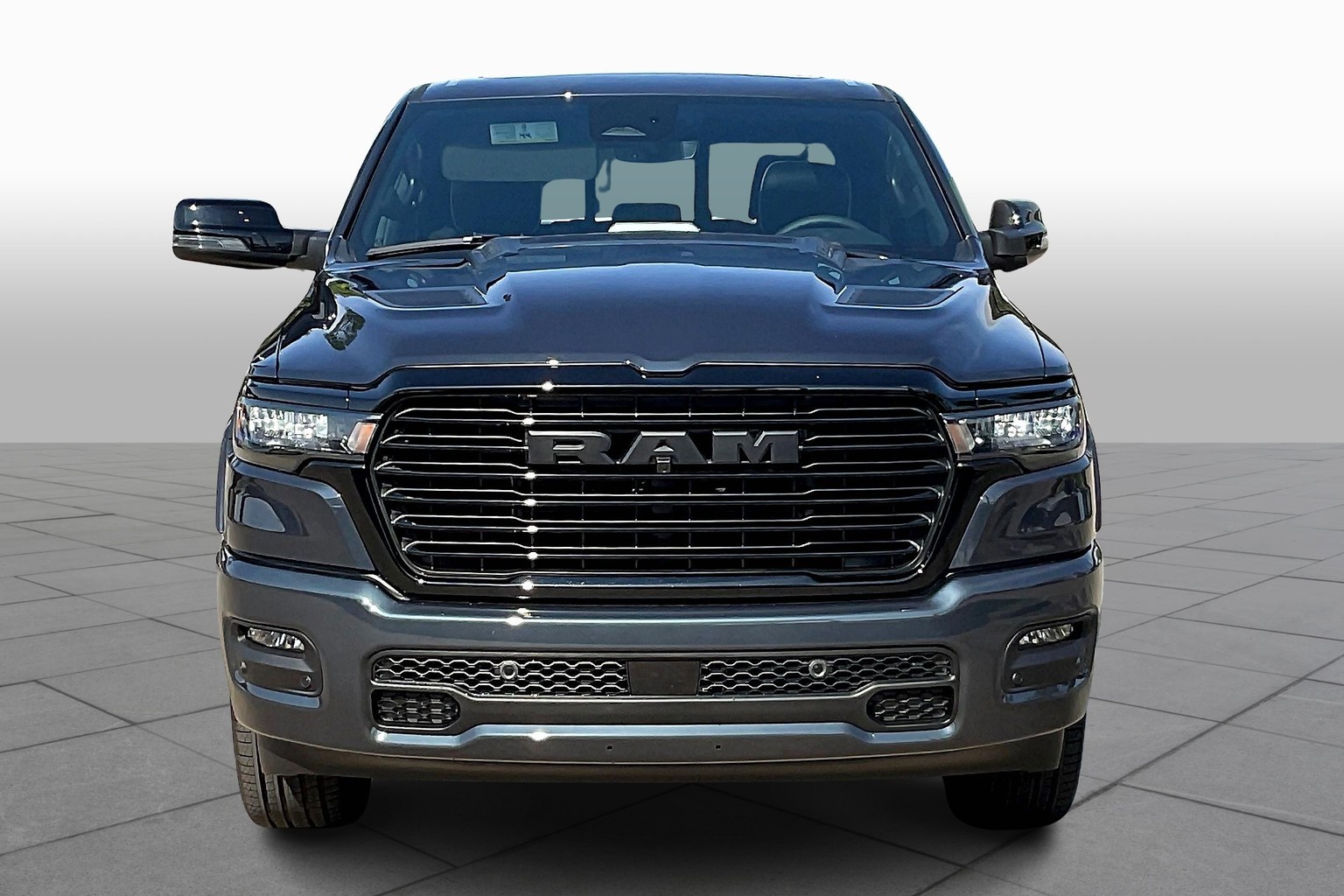 2026 Ram 1500 Laramie photo 3