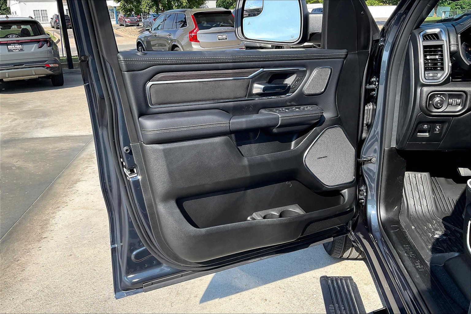 ClassicParts4U Rear Cab Corner Set For Dodge Ram Crew Cab 2009-2018 - Coated Steel