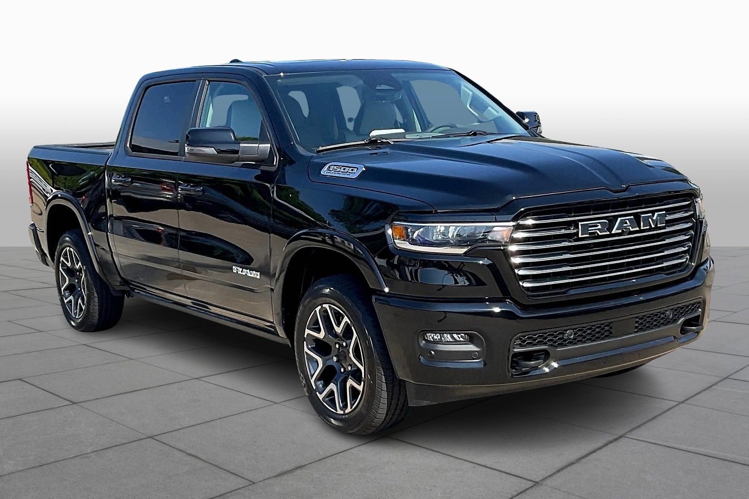 2026 Ram 1500 Laramie photo 2