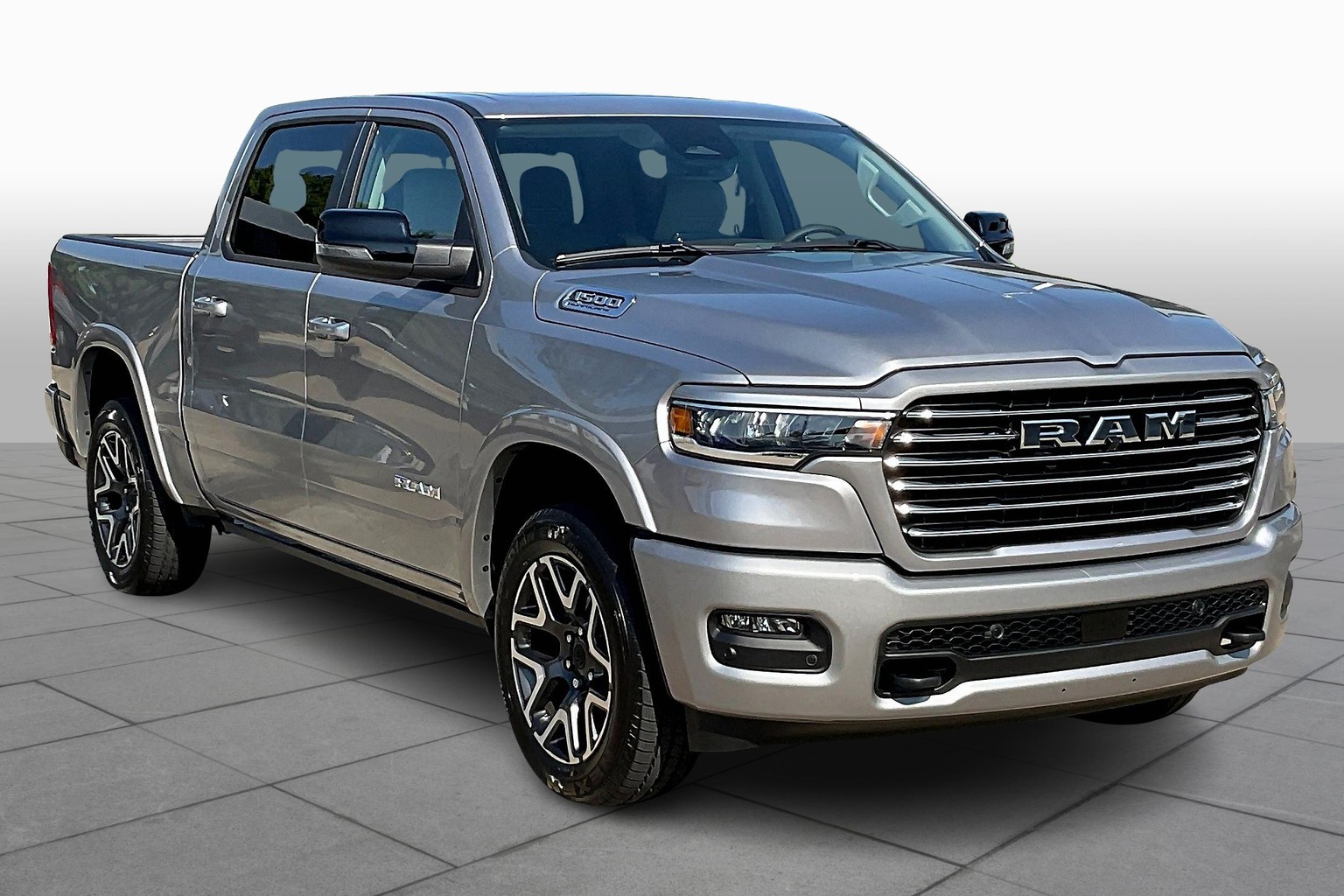 2026 Ram 1500 Laramie photo 2