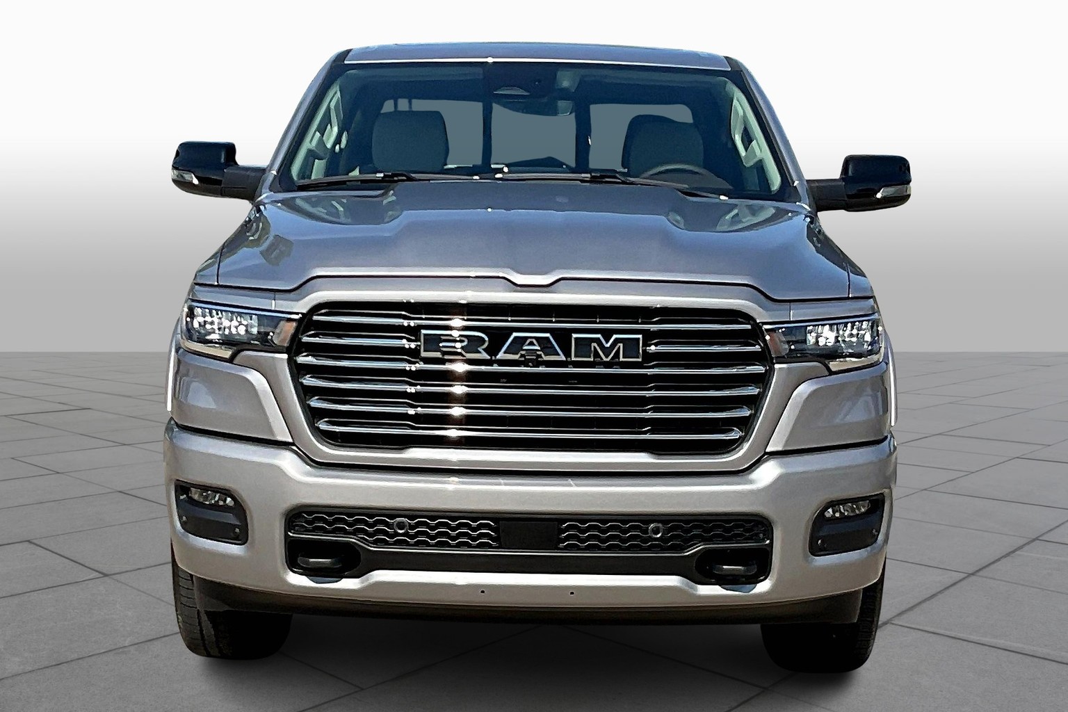 2026 Ram 1500 Laramie photo 3