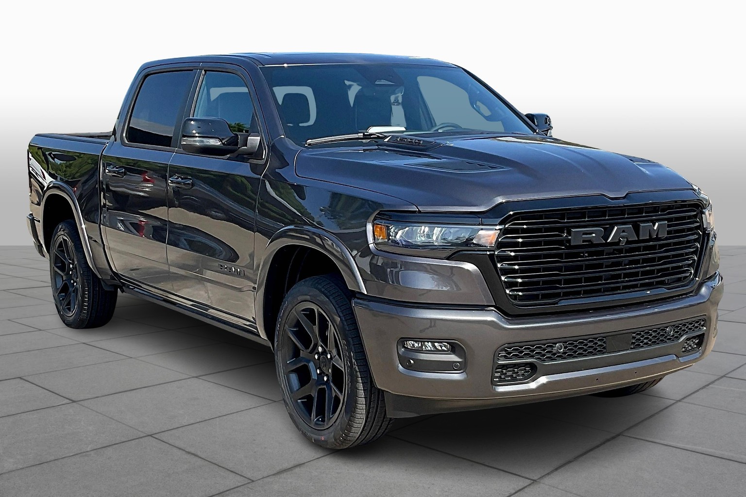 2026 Ram 1500 Laramie photo 2