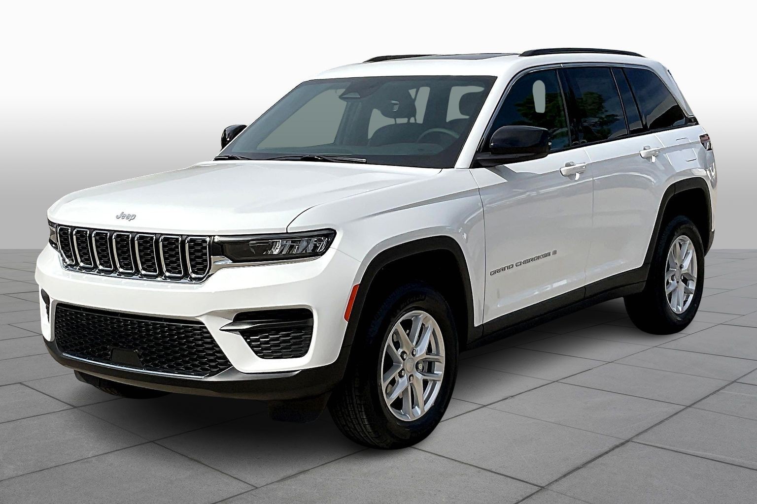 New 2025 Jeep Grand Cherokee Laredo X Sport Utility in Tulsa