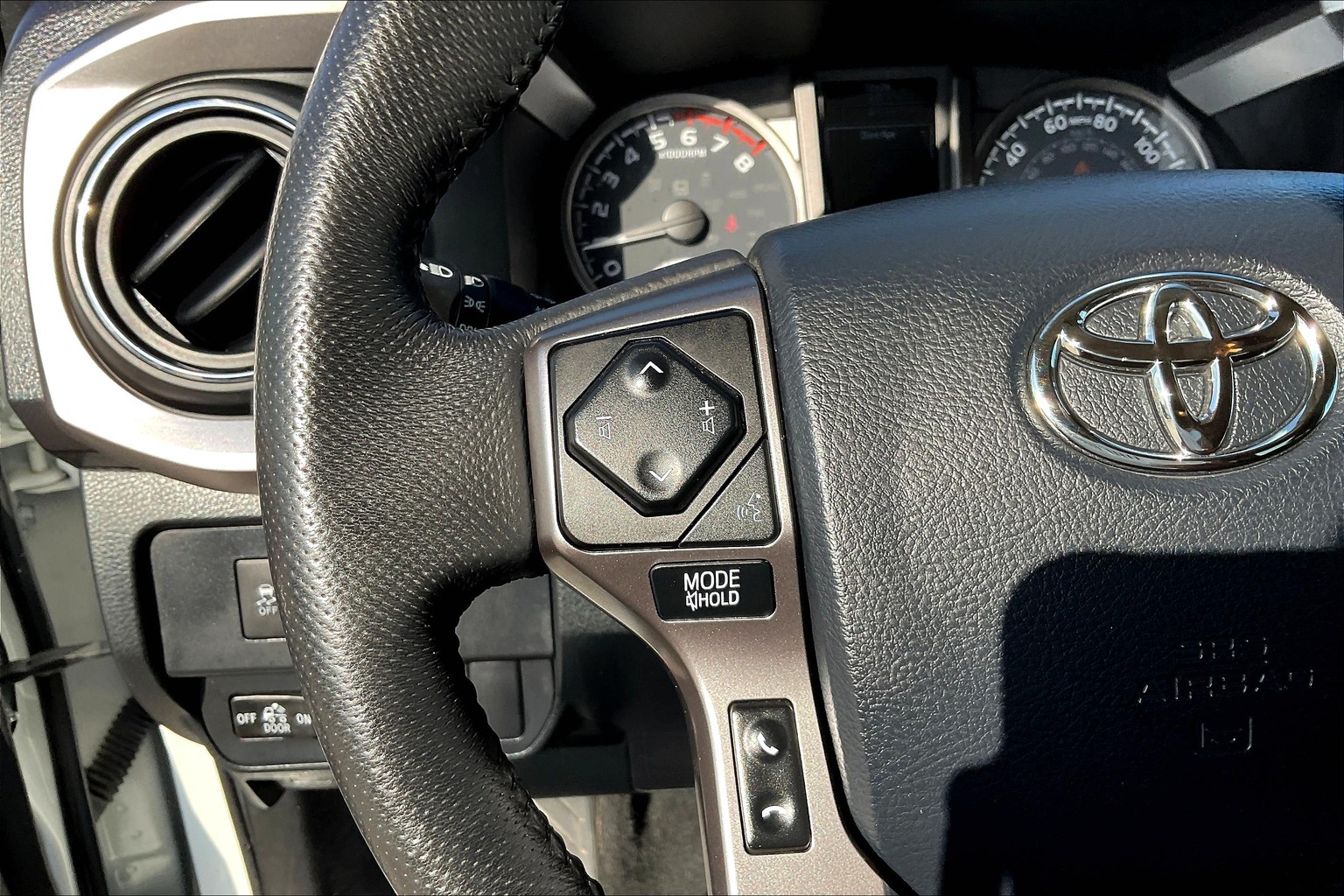 Tacoma Double Cab SR5