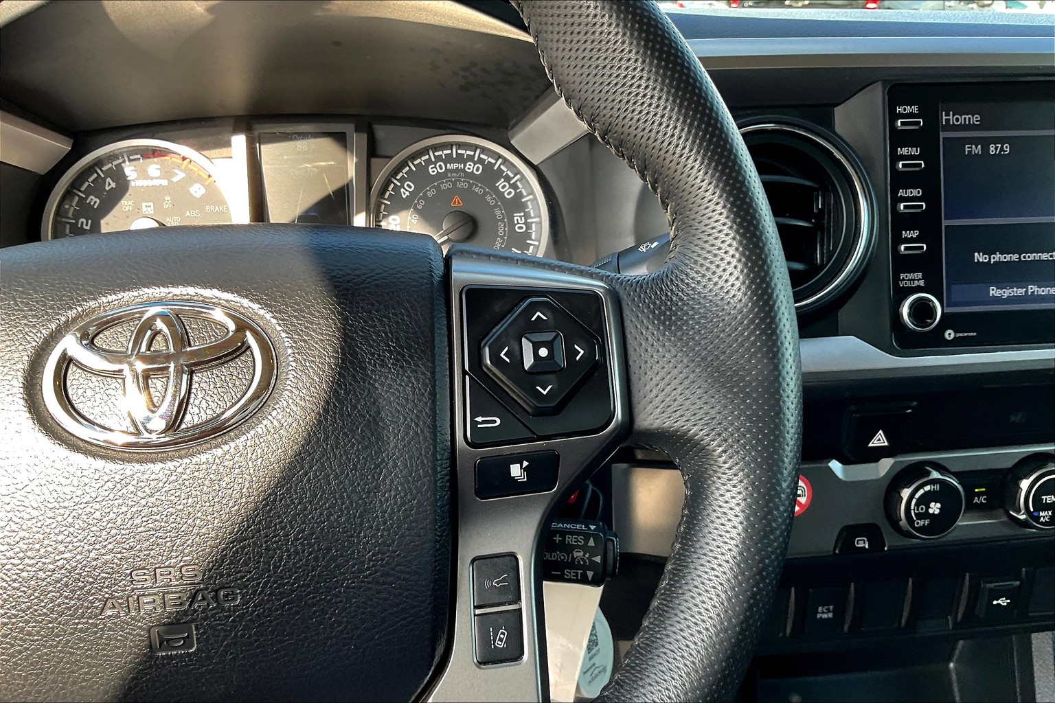 Tacoma Double Cab SR5