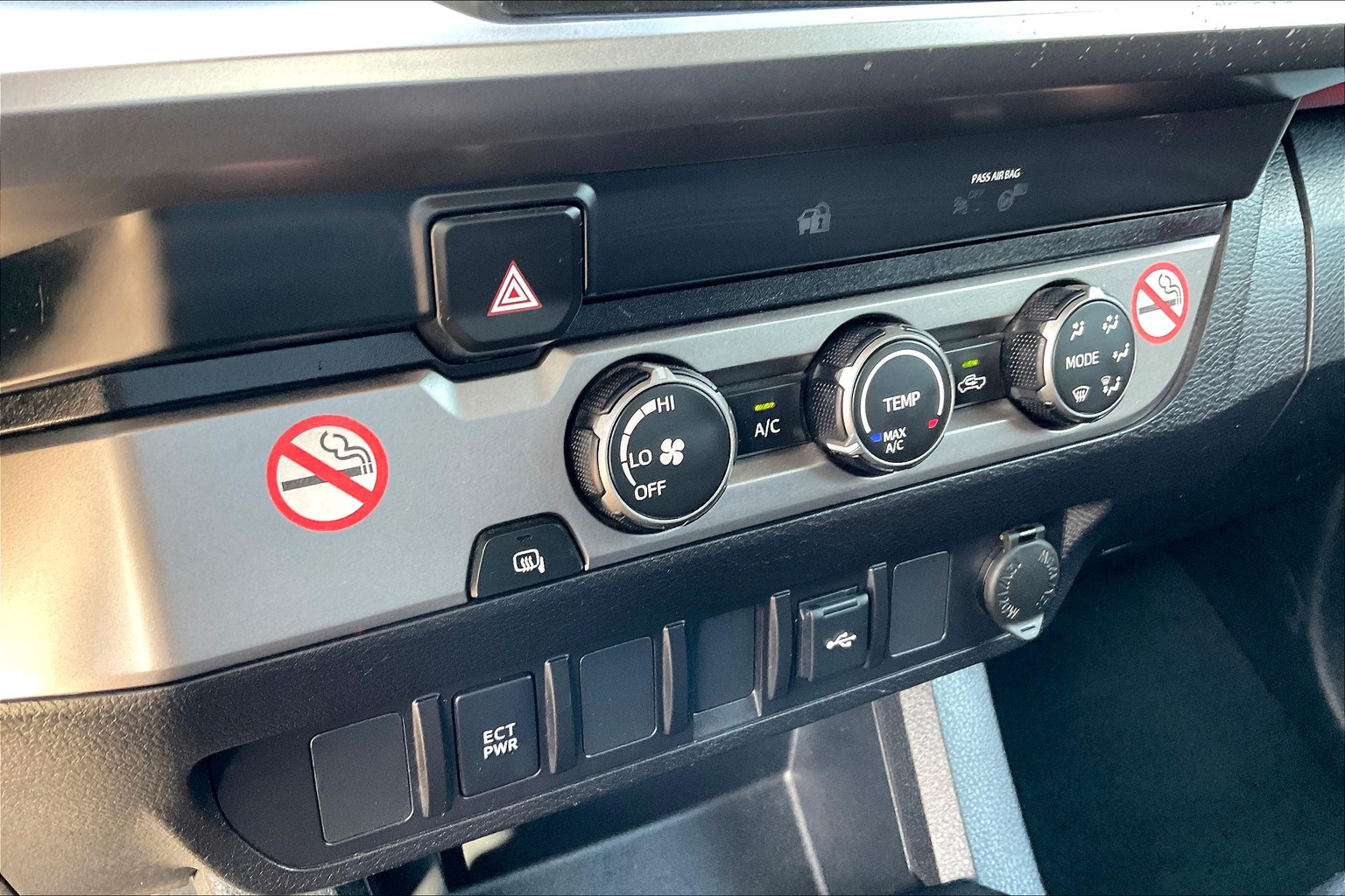 Tacoma Double Cab SR5