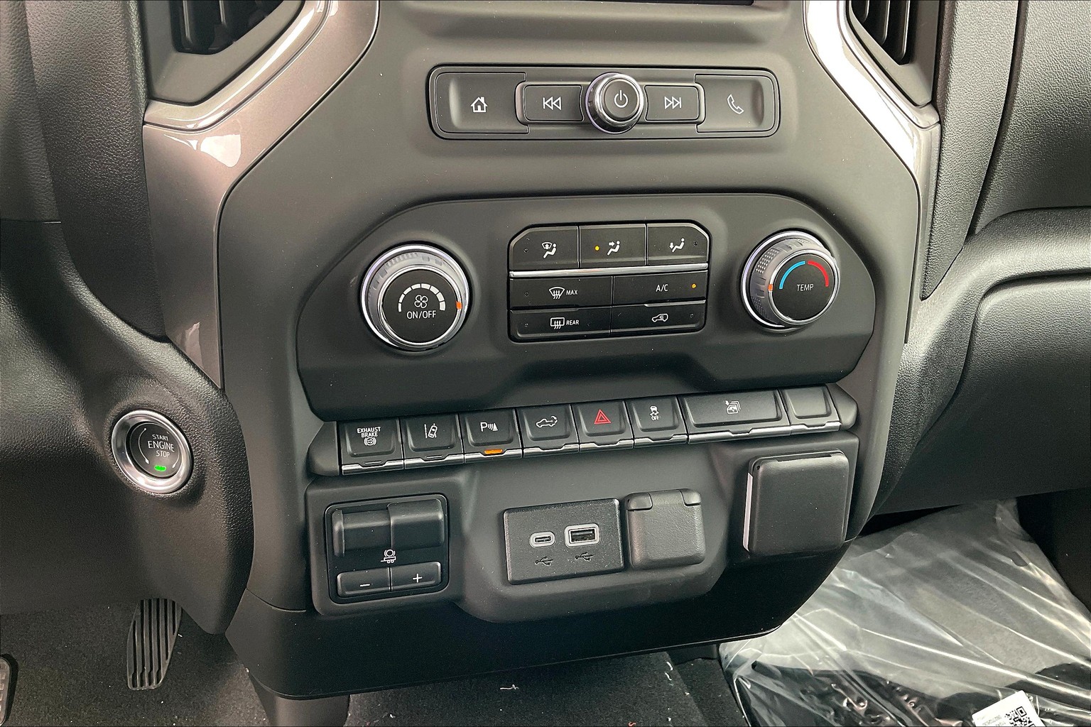 Silverado 2500HD Double Cab Custom
