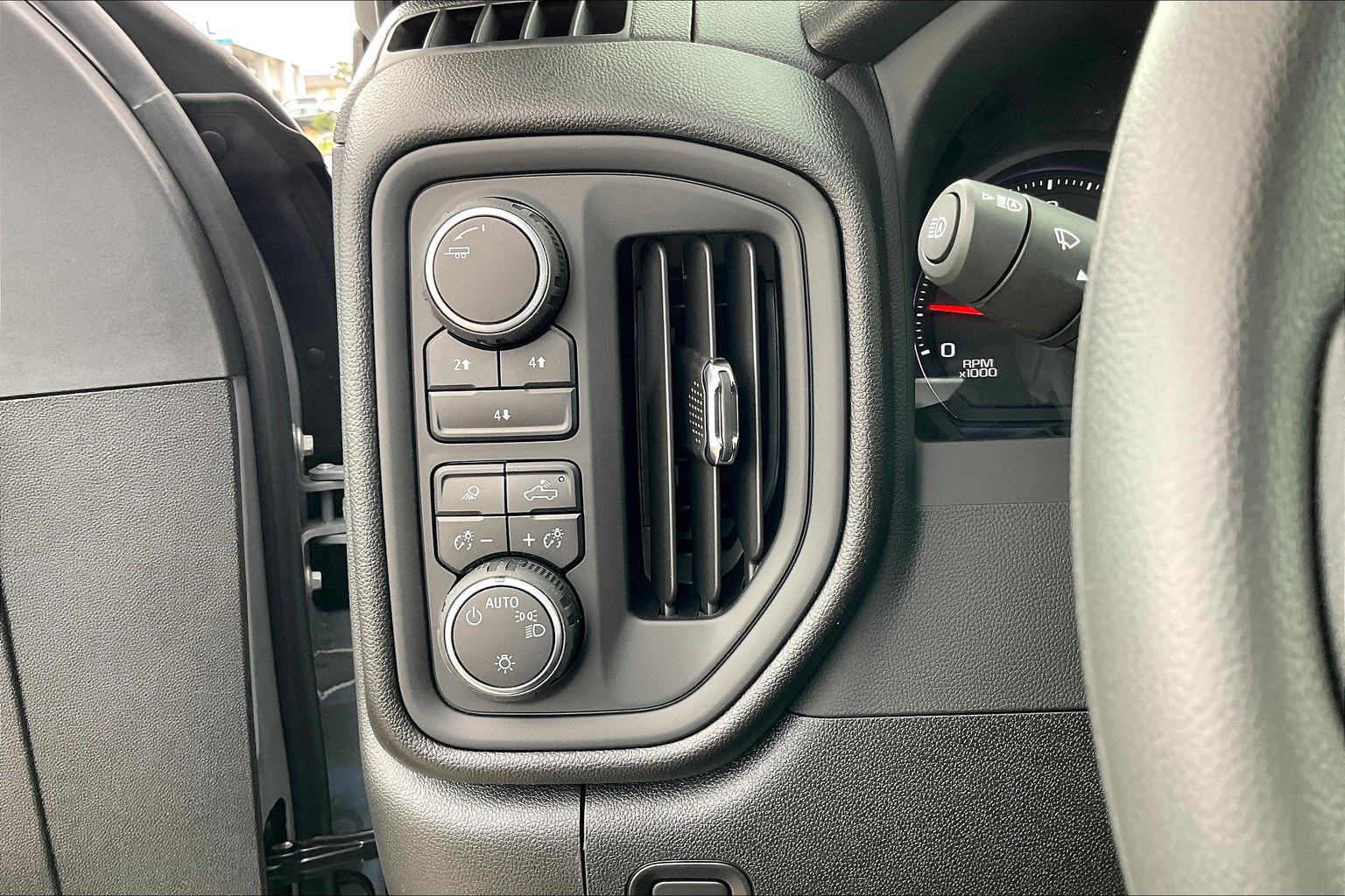 Silverado 2500HD Double Cab Custom