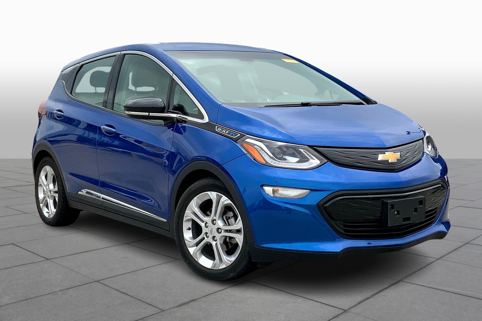 Used 2021 Chevrolet Bolt EV LT with VIN 1G1FY6S00M4102201 for sale in Houston, TX