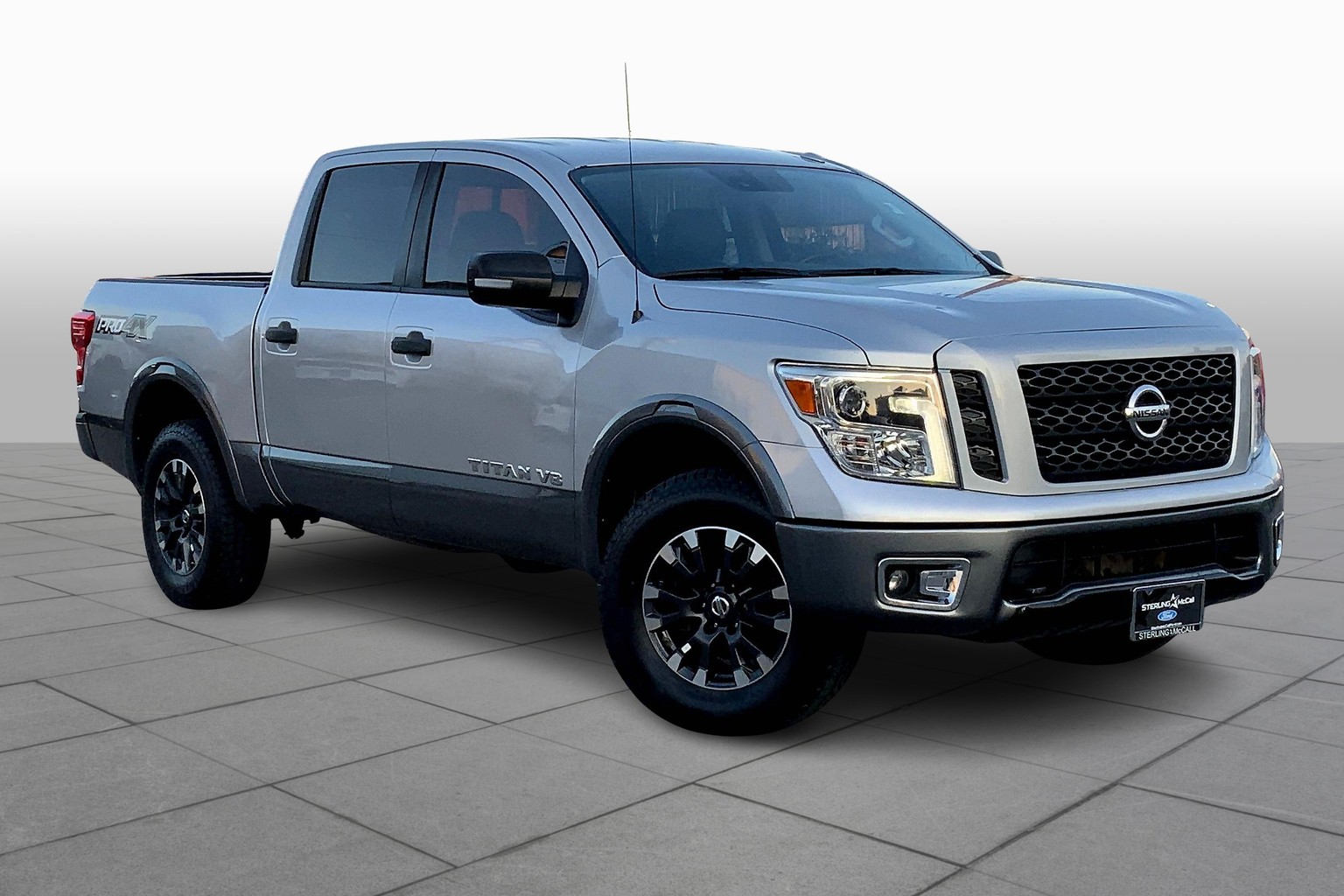 Used 2018 Nissan Titan PRO-4X with VIN 1N6AA1E51JN523430 for sale in Houston, TX
