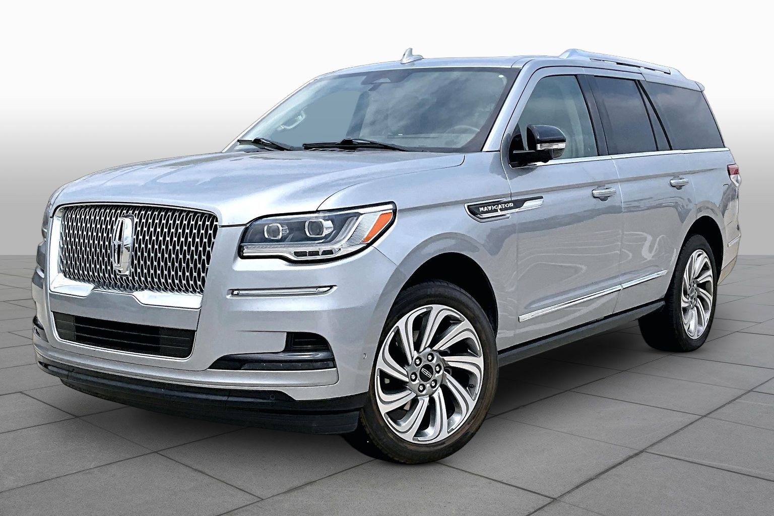 2023 Lincoln Navigator