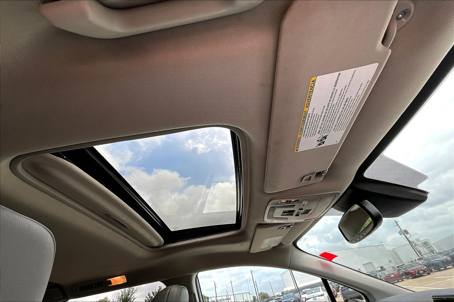 Sienna XLE 8-Passenger