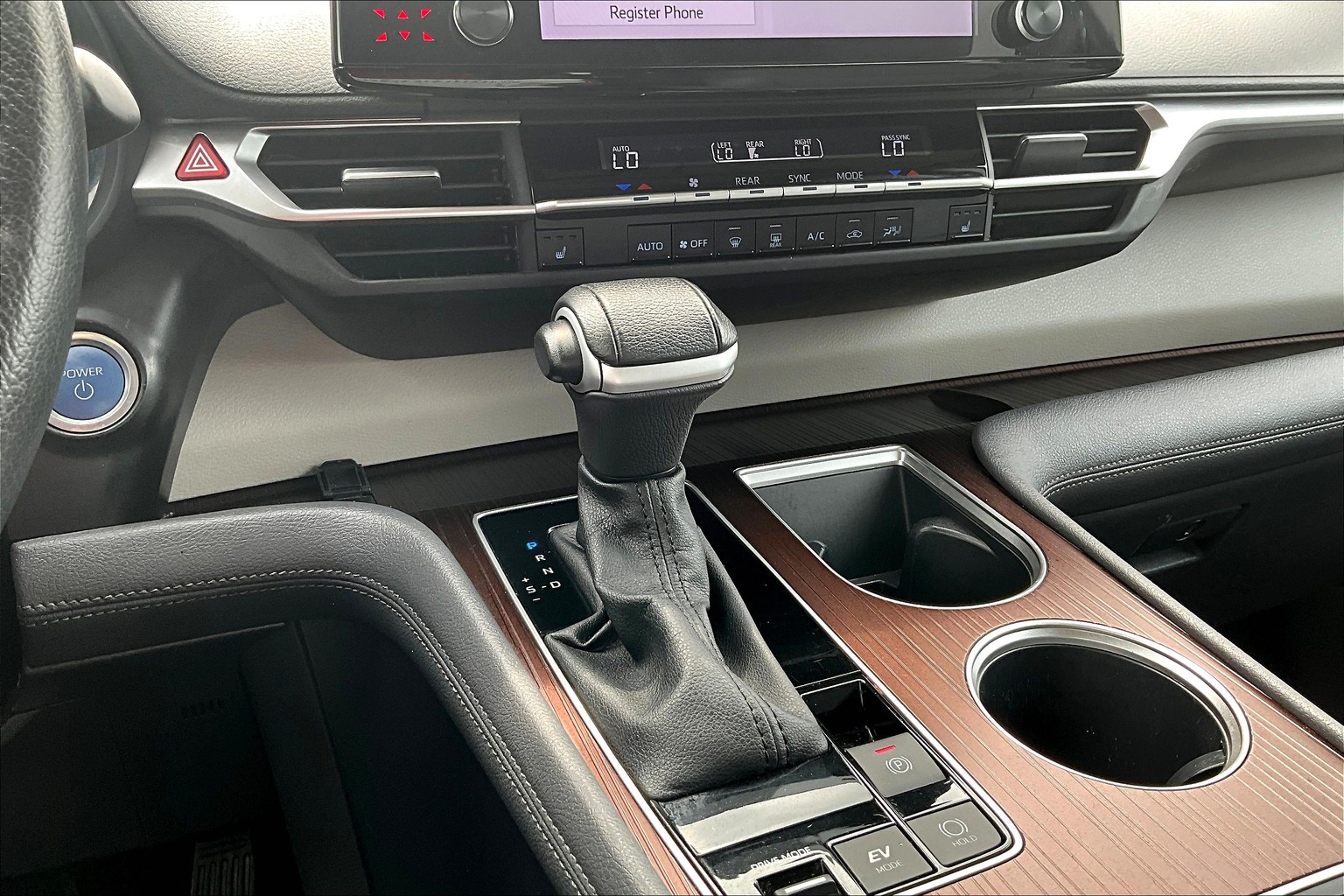 Sienna XLE 8-Passenger