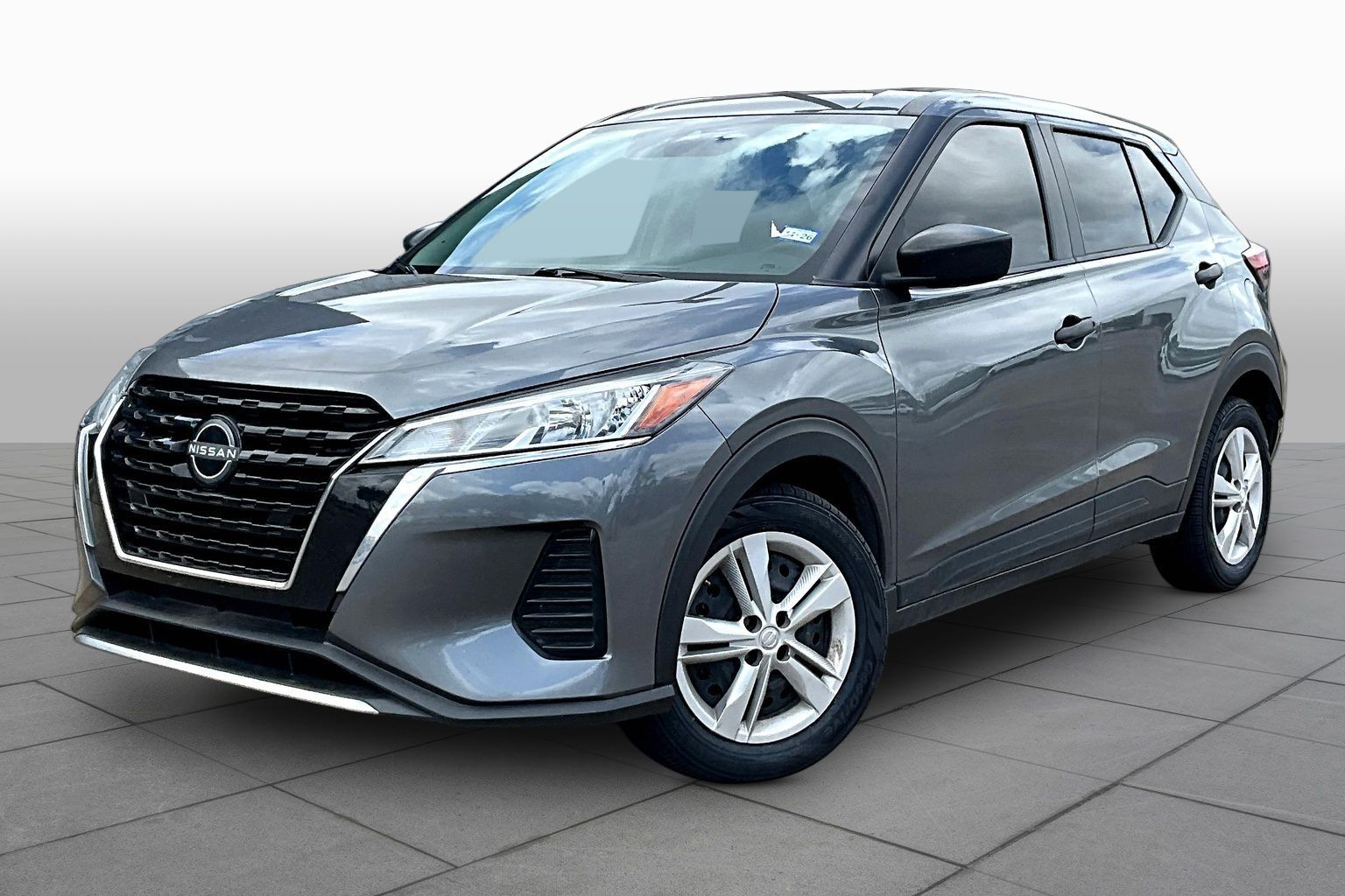 2024 Nissan Kicks