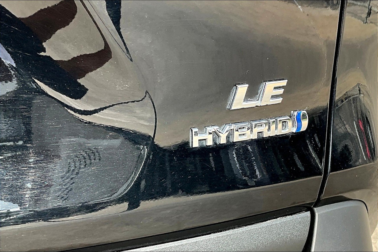 RAV4 Hybrid LE