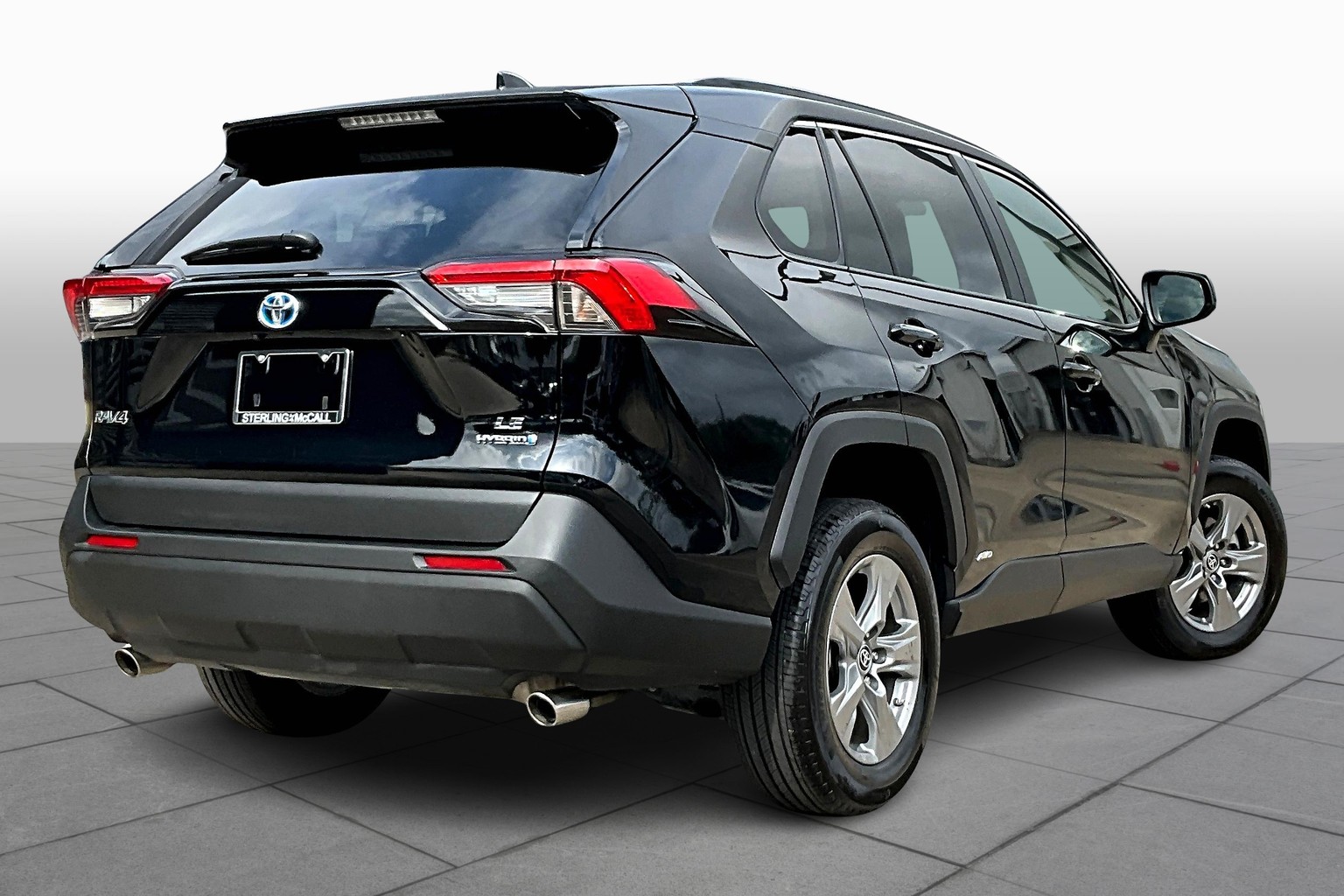 RAV4 Hybrid LE