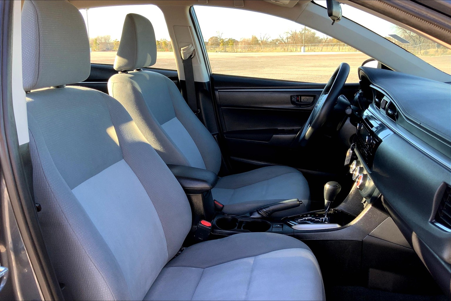 Pre Owned 14 Toyota Corolla 4dr Sdn Auto L Natl Sedan In Houston Epa Sterling Mccall Toyota Pre Owned 14 Toyota Corolla 4dr Sdn Auto L Natl Sedan In Houston Epa Sterling Mccall Toyota