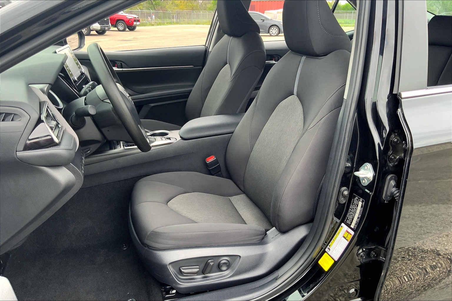Camry Hybrid LE