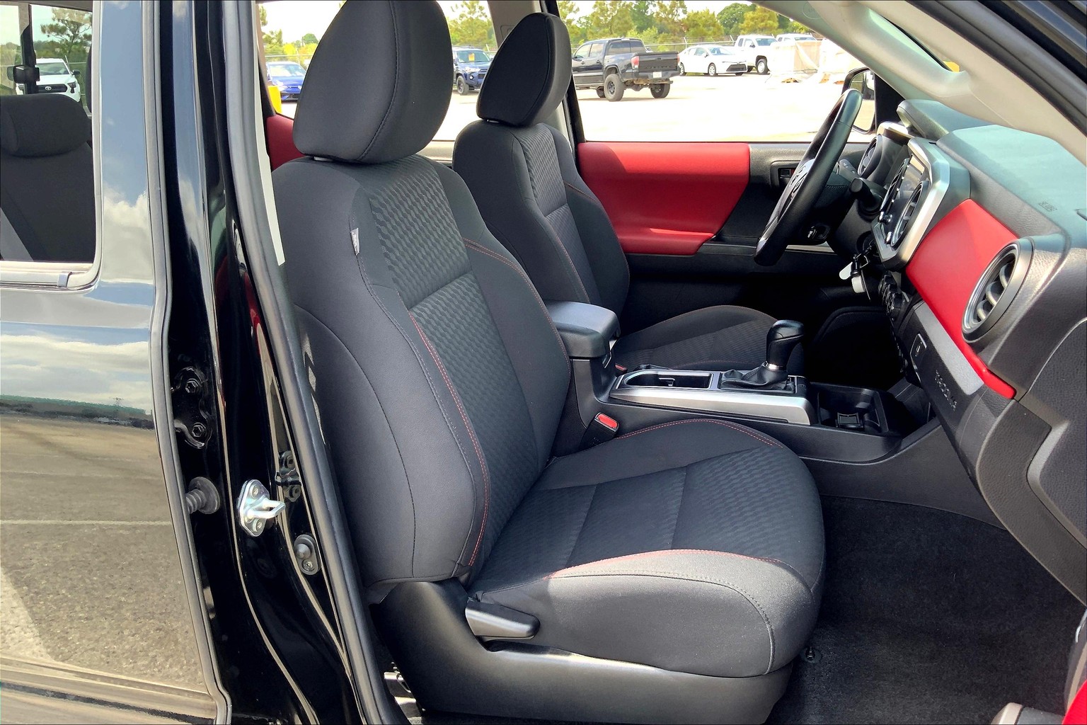 Tacoma Double Cab SR5