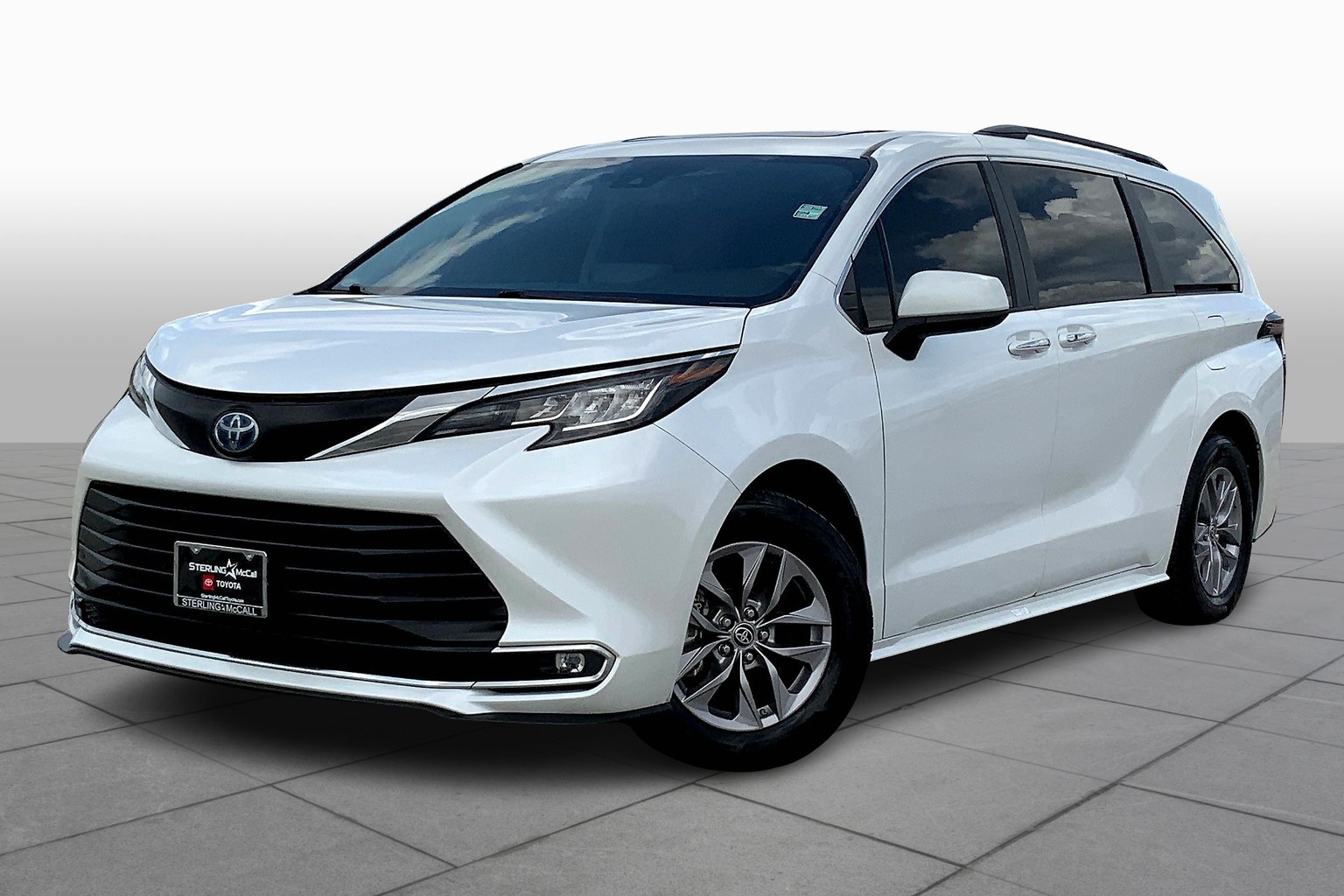 Sienna XLE 7-Passenger
