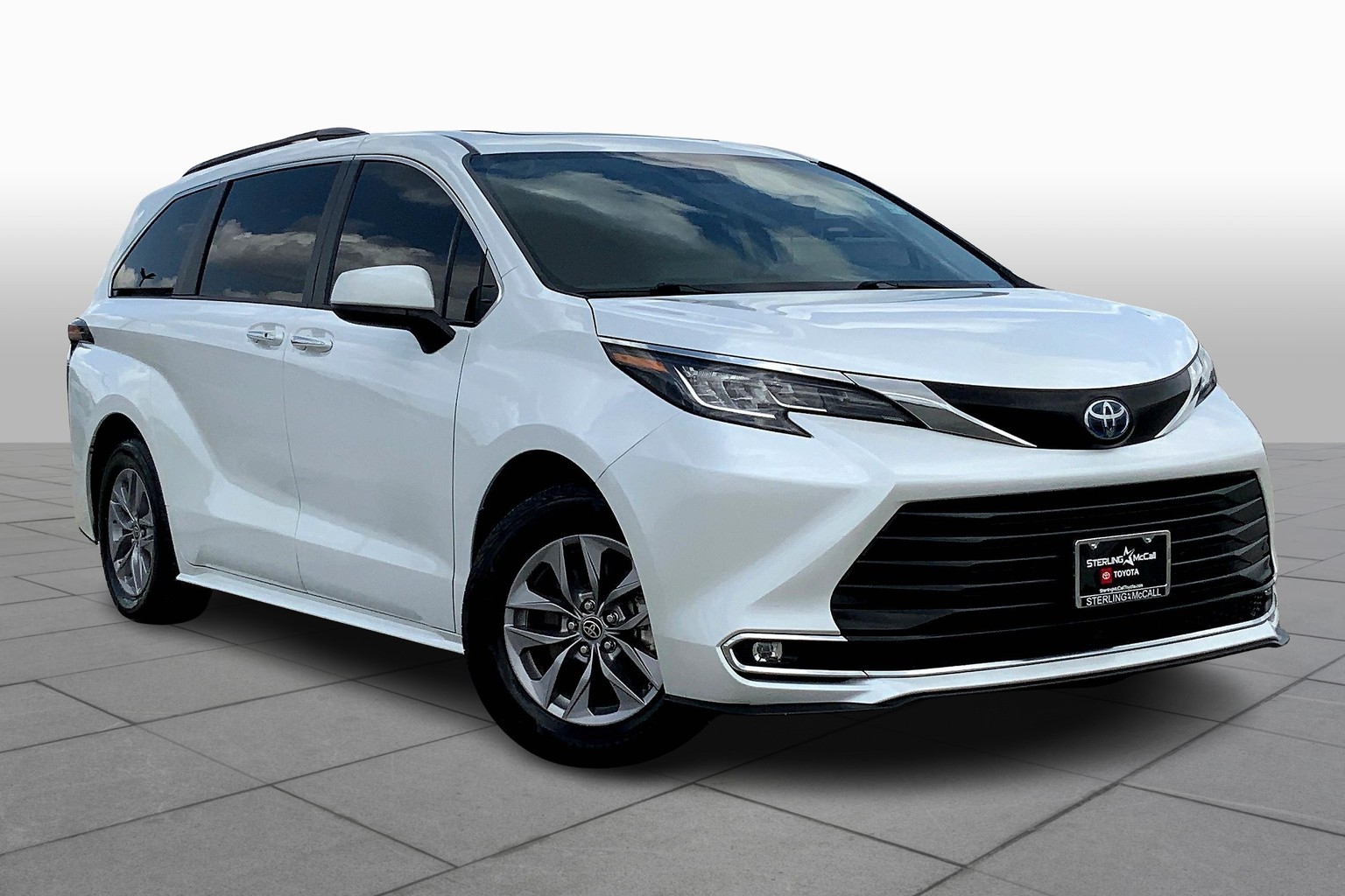 Sienna XLE 7-Passenger