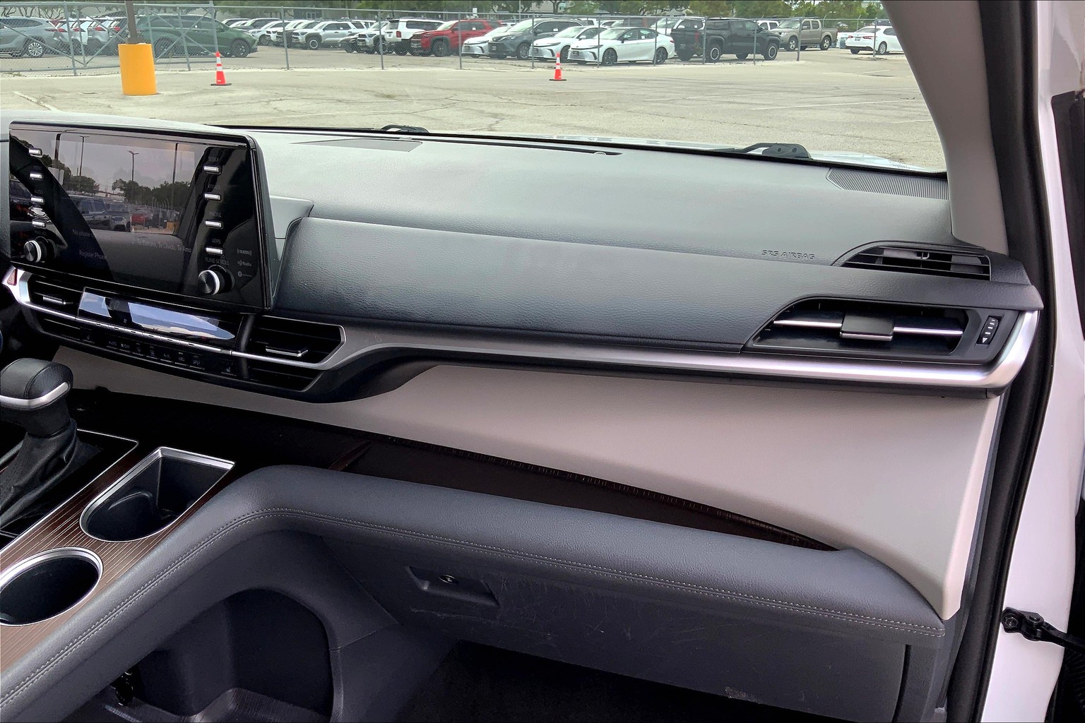 Sienna XLE 7-Passenger