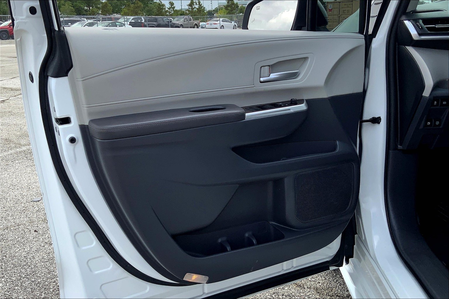 Sienna XLE 7-Passenger