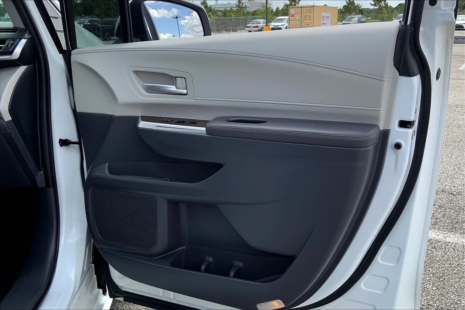 Sienna XLE 7-Passenger