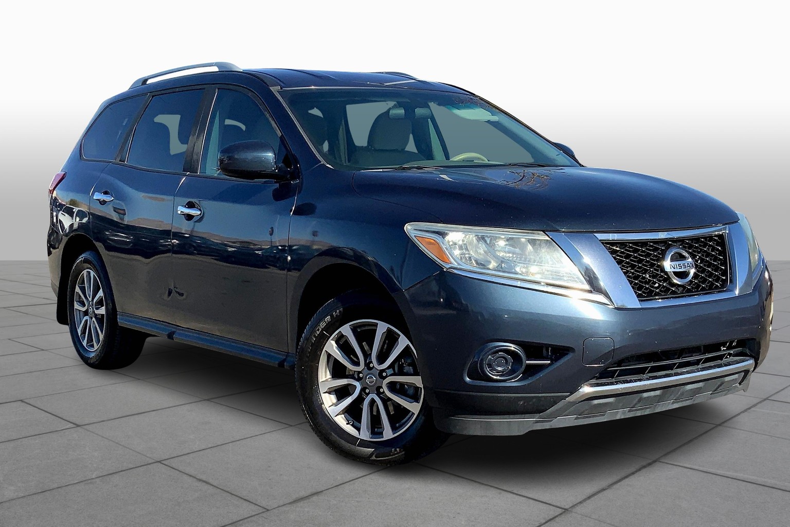 Used 2013 Nissan Pathfinder SV with VIN 5N1AR2MN4DC650798 for sale in El Paso, TX