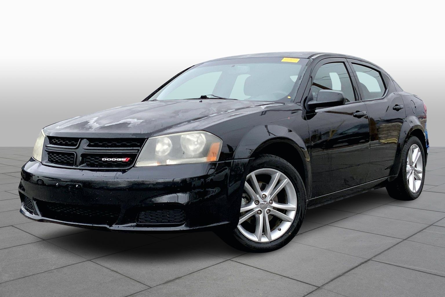2014 Dodge Avenger SE's photo
